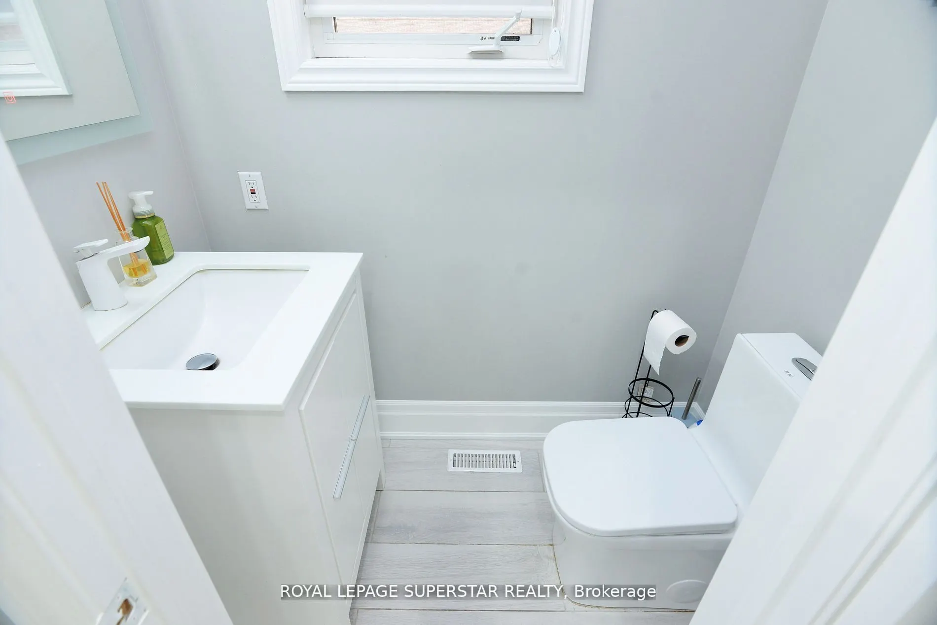 12 El Camino Way, #Upper