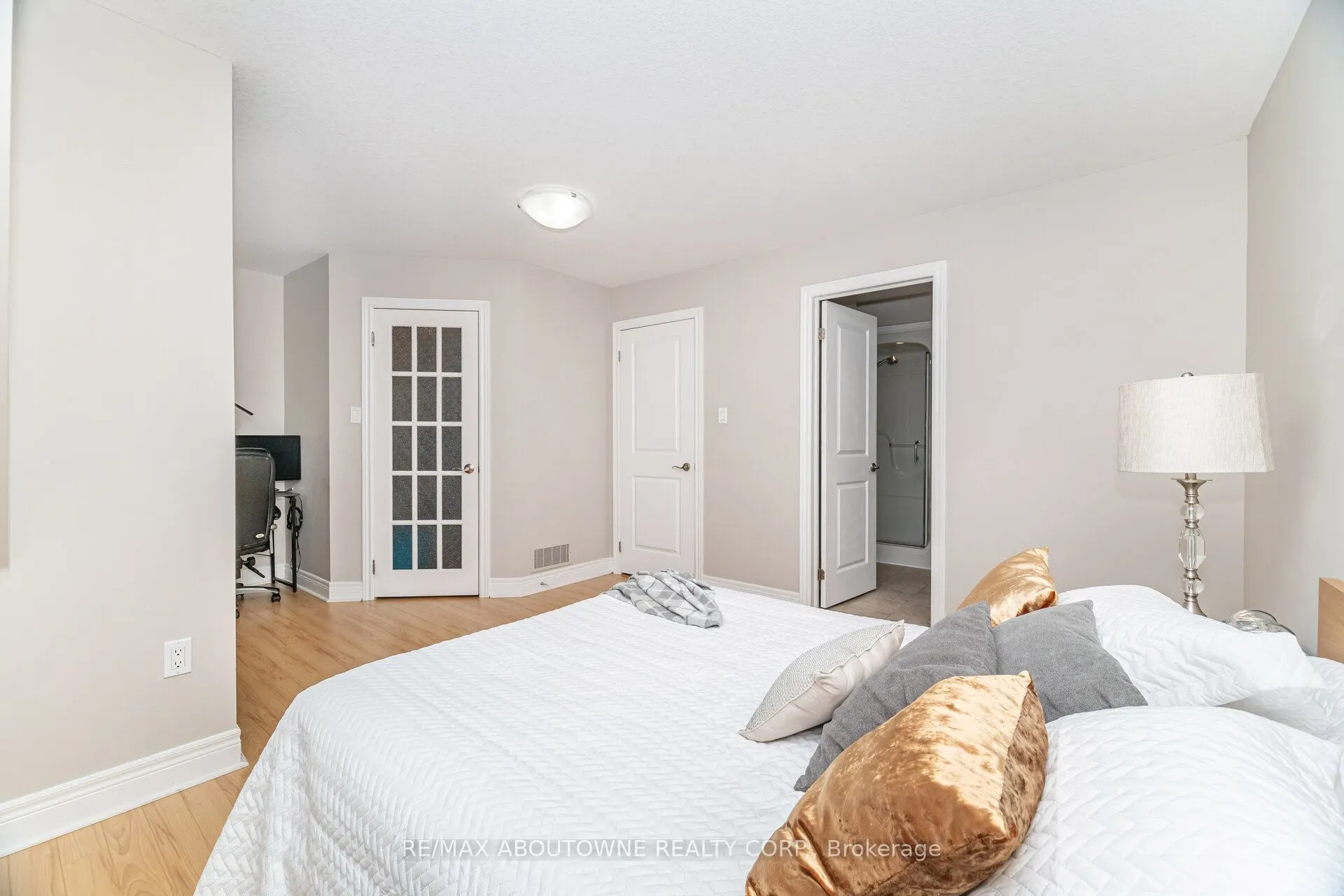 540 Guelph Line, #1