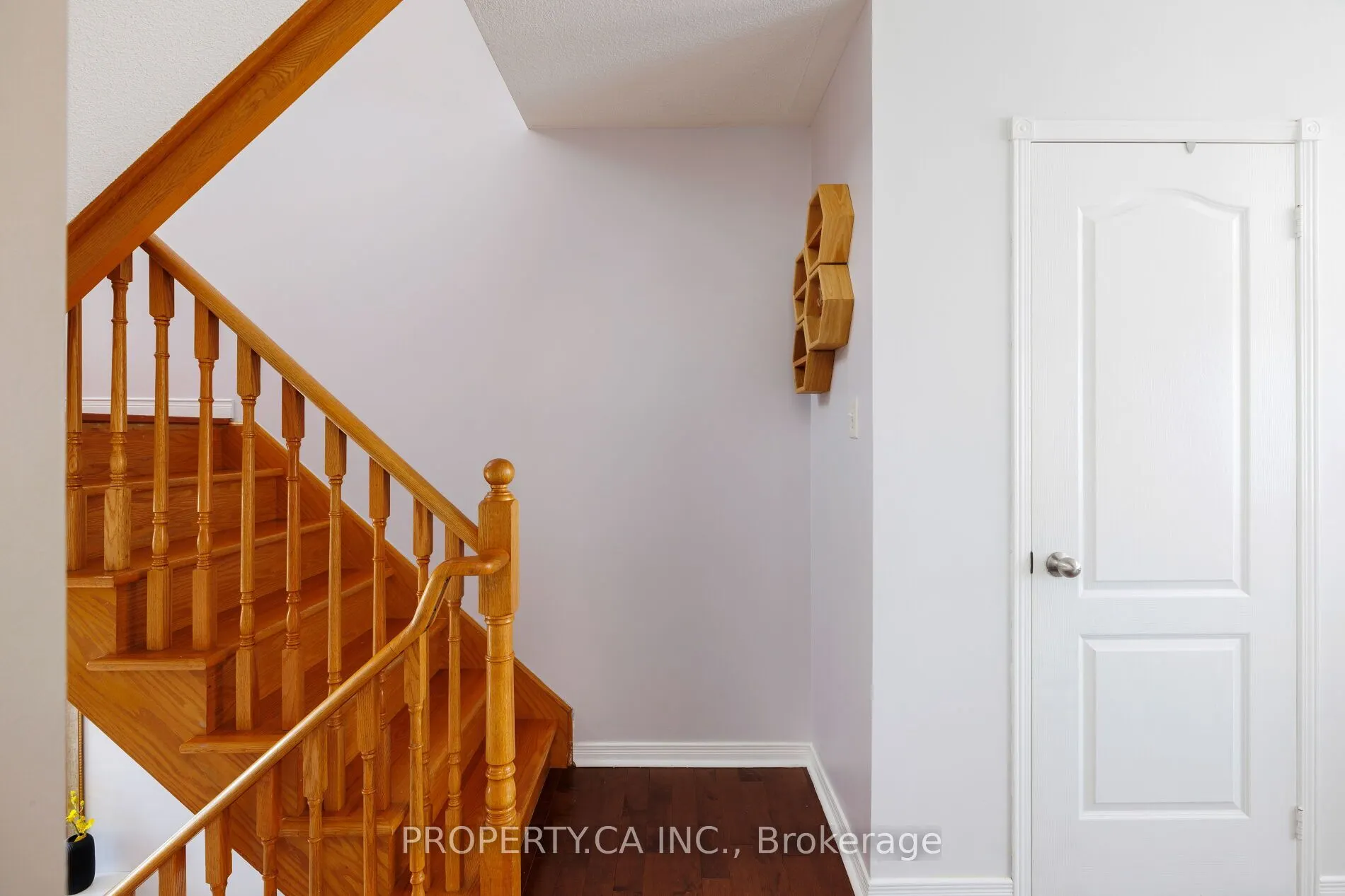 42 West Oak Crescent