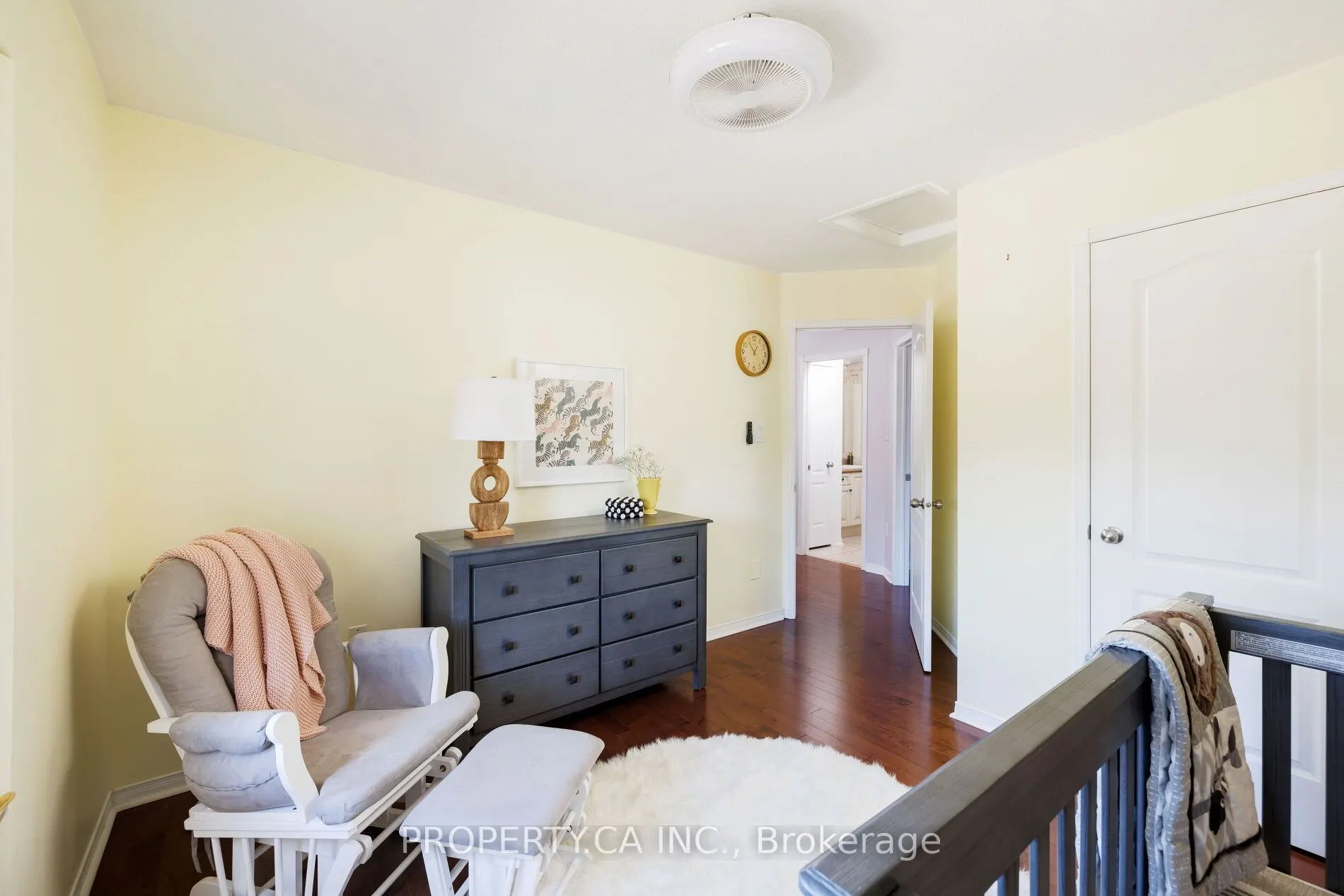 42 West Oak Crescent
