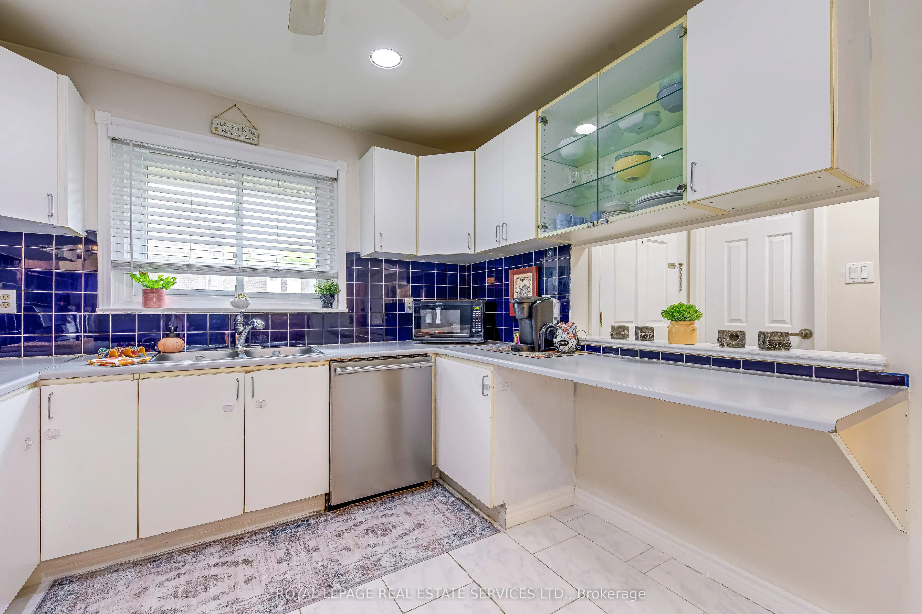 1294 Guelph Line, #4