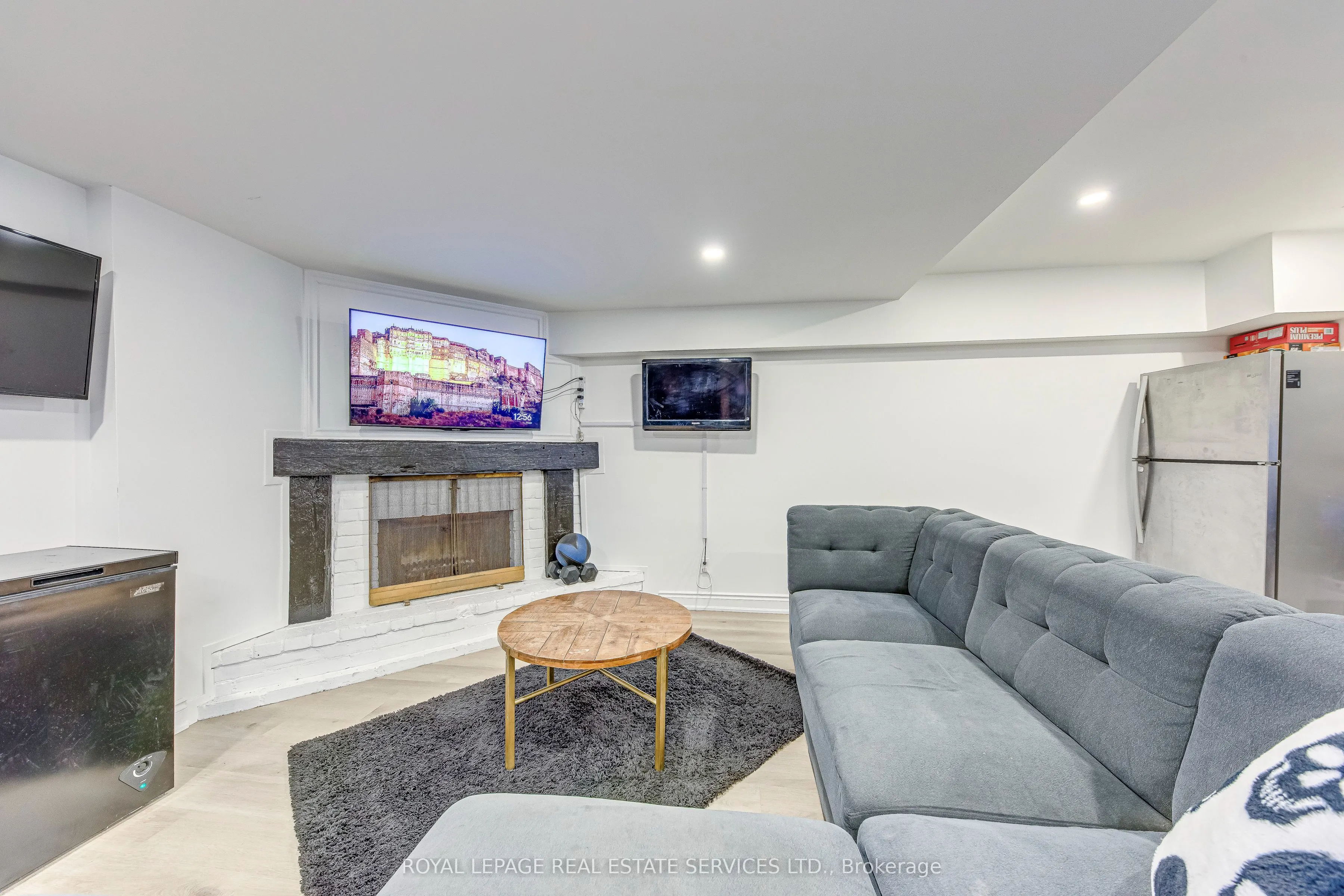 1294 Guelph Line, #4