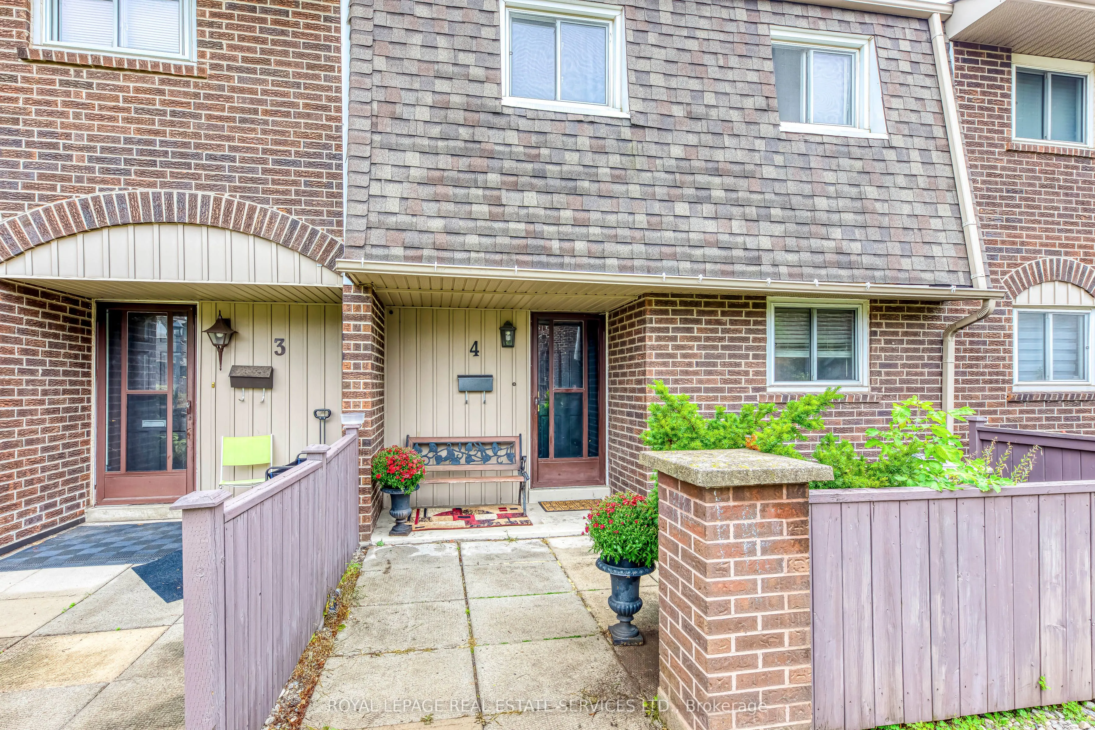 1294 Guelph Line, #4
