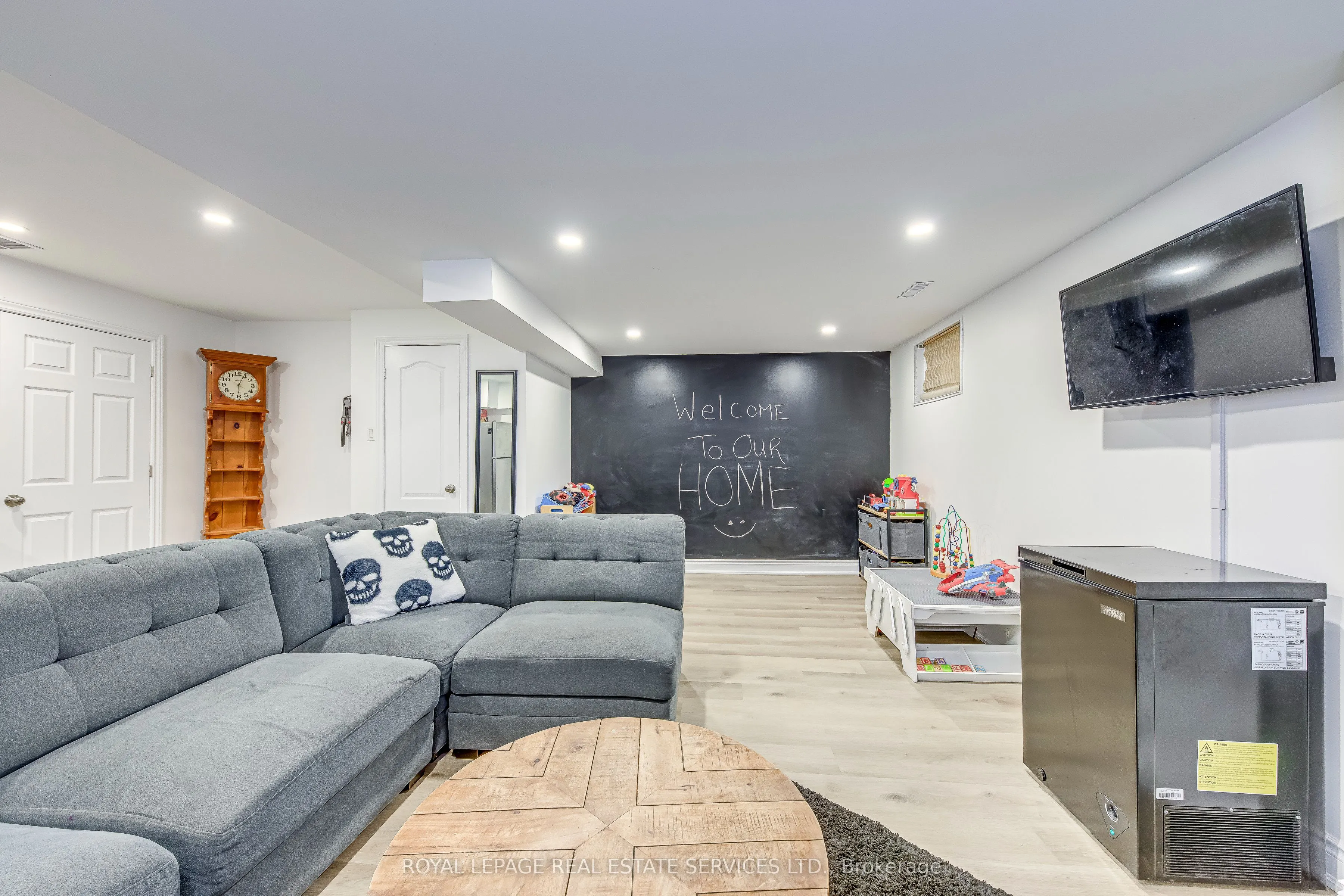 1294 Guelph Line, #4