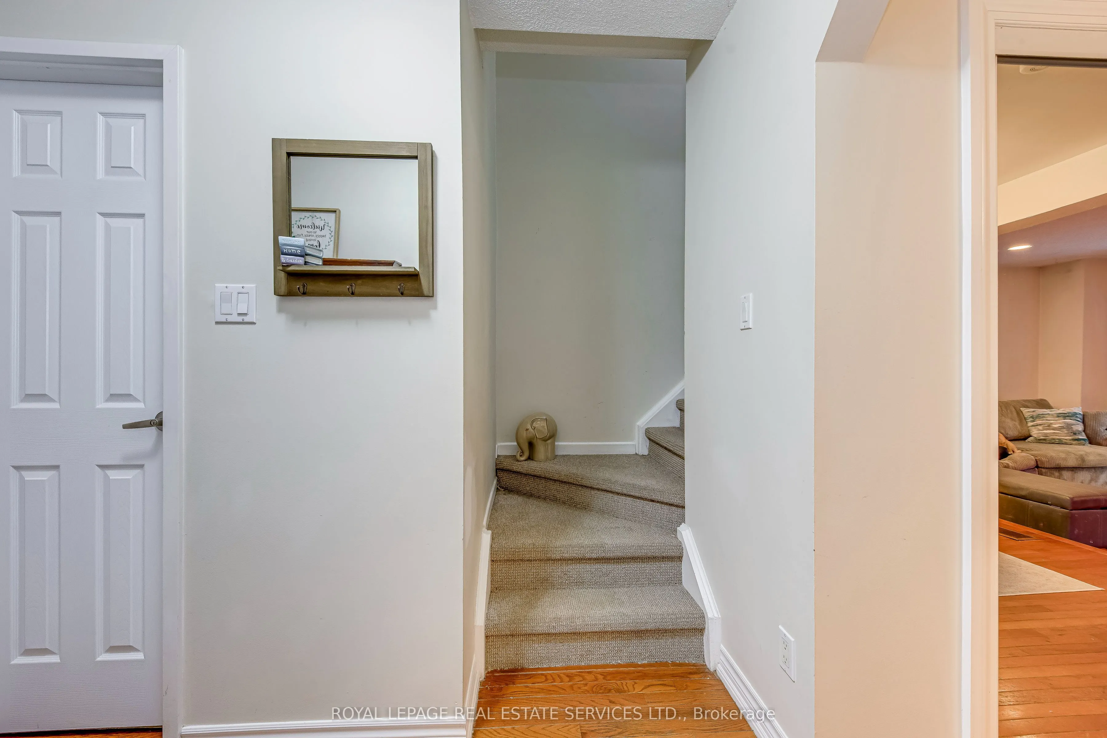 1294 Guelph Line, #4