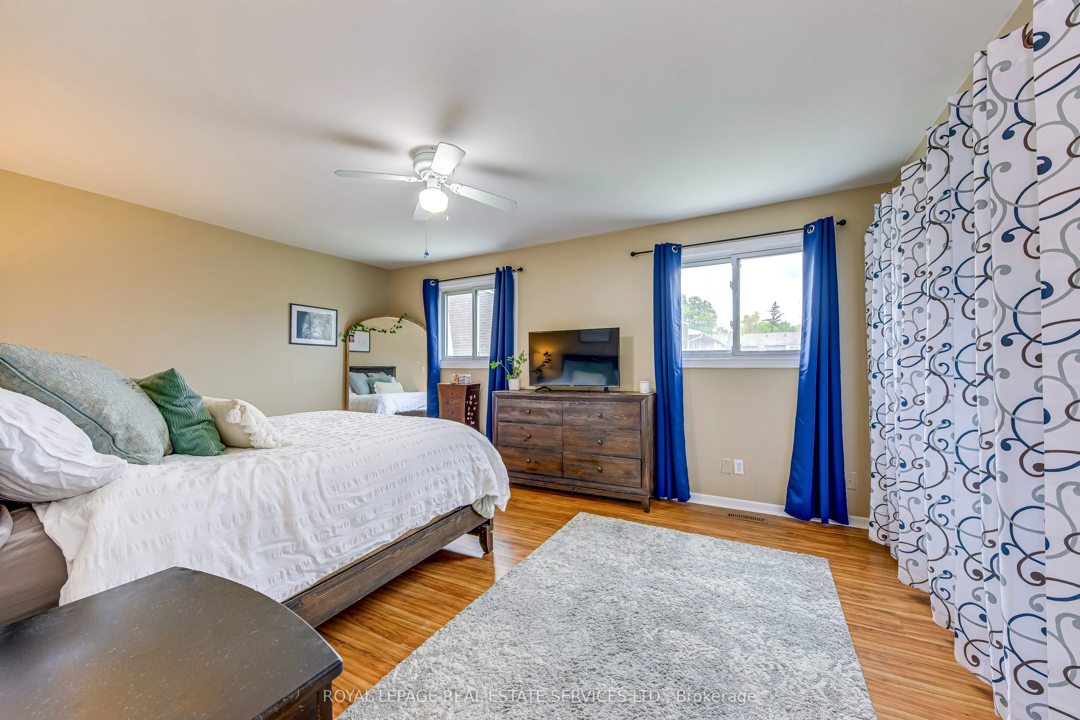 1294 Guelph Line, #4