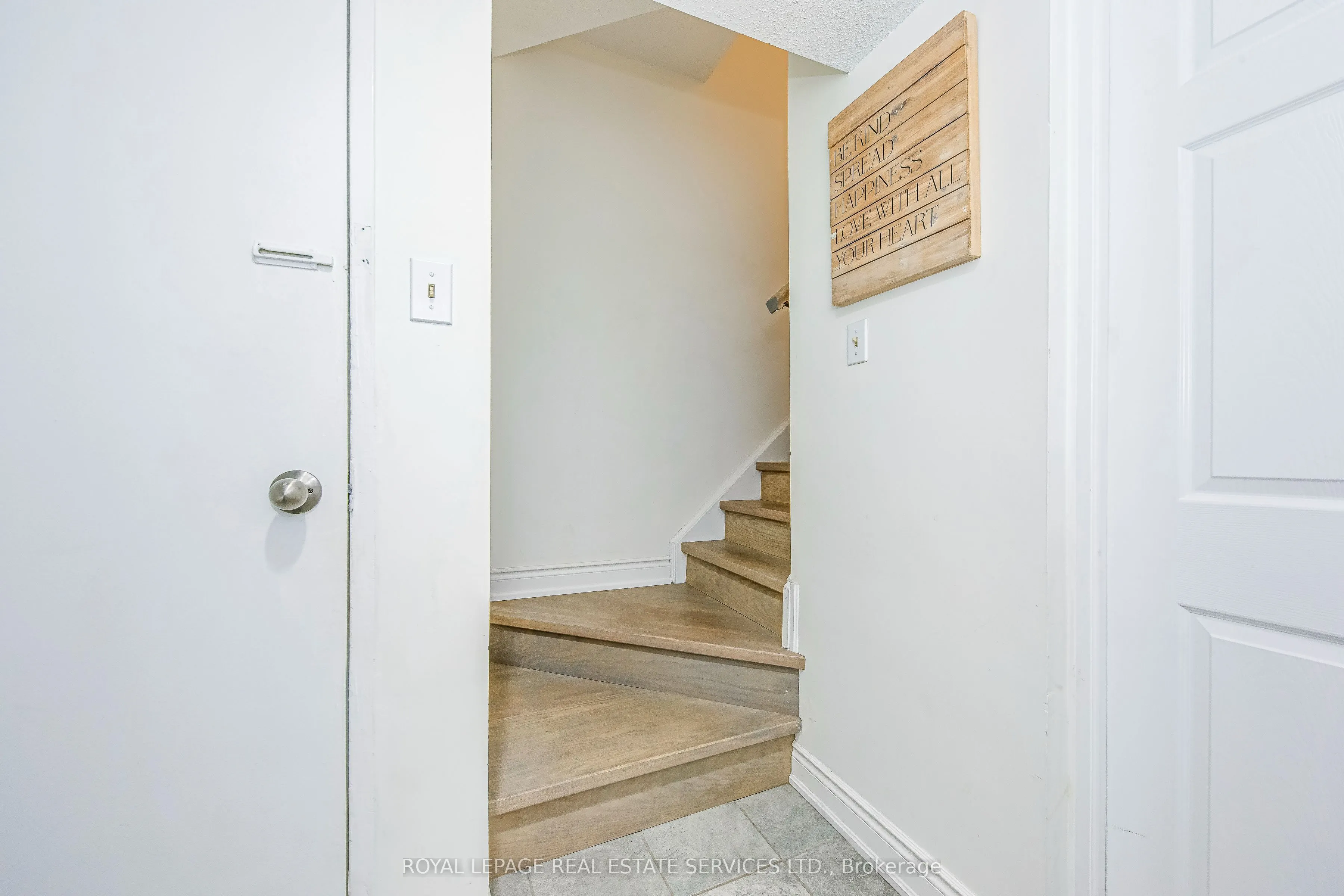 1294 Guelph Line, #4