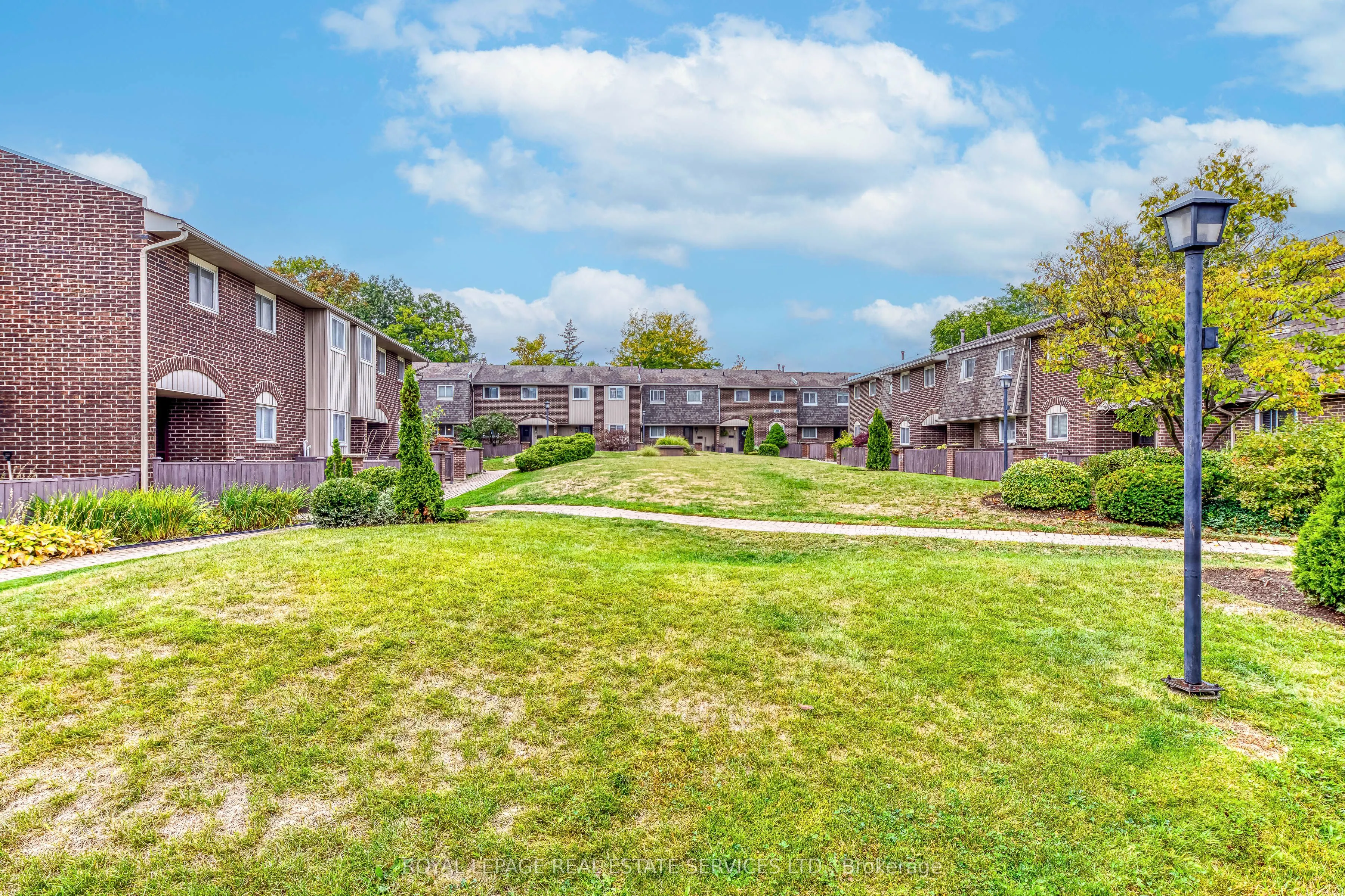 1294 Guelph Line, #4