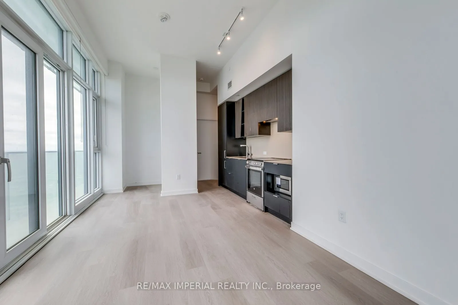 3883 Quartz Road, #4909