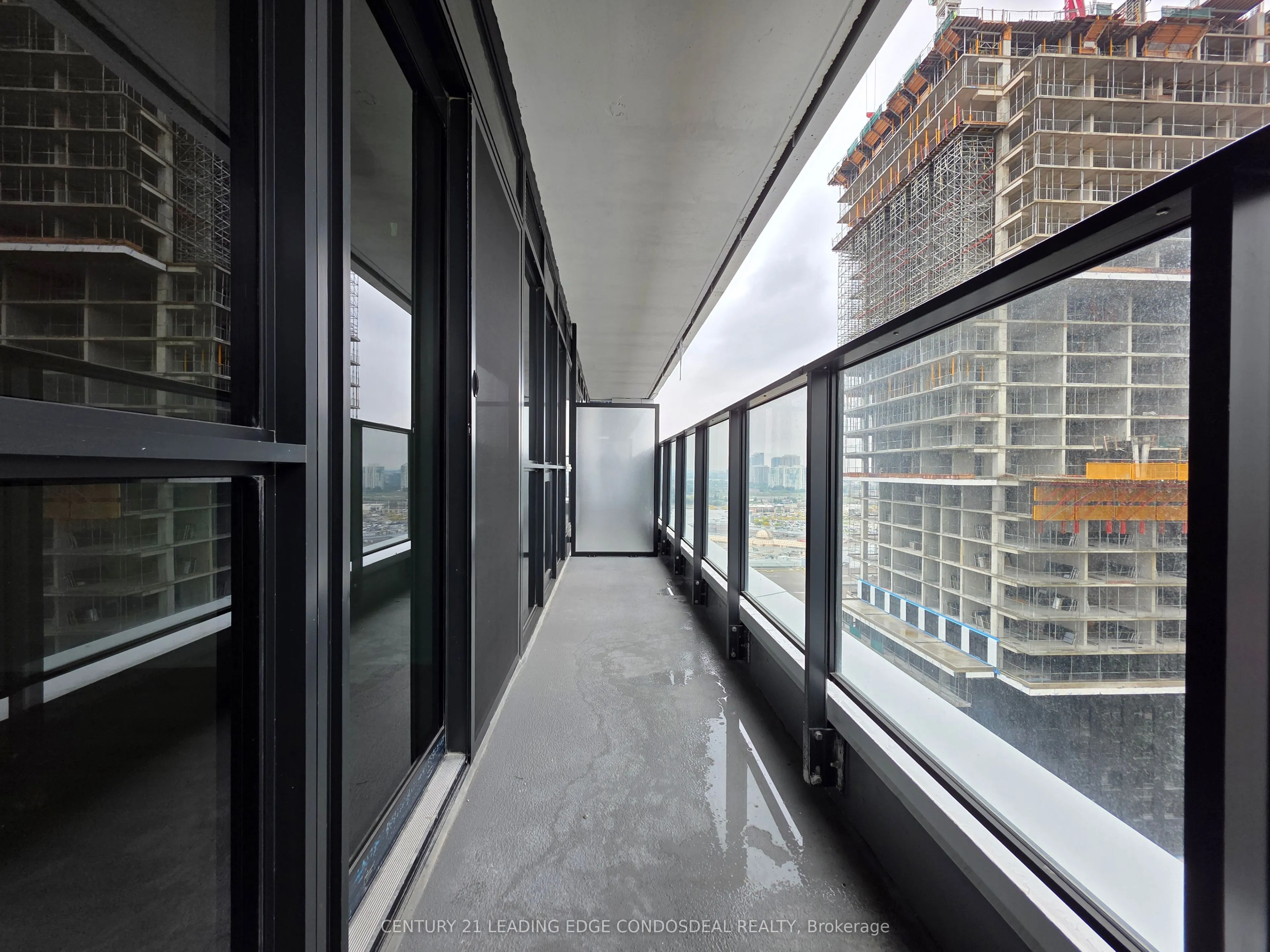 4015 The Exchange, #1911