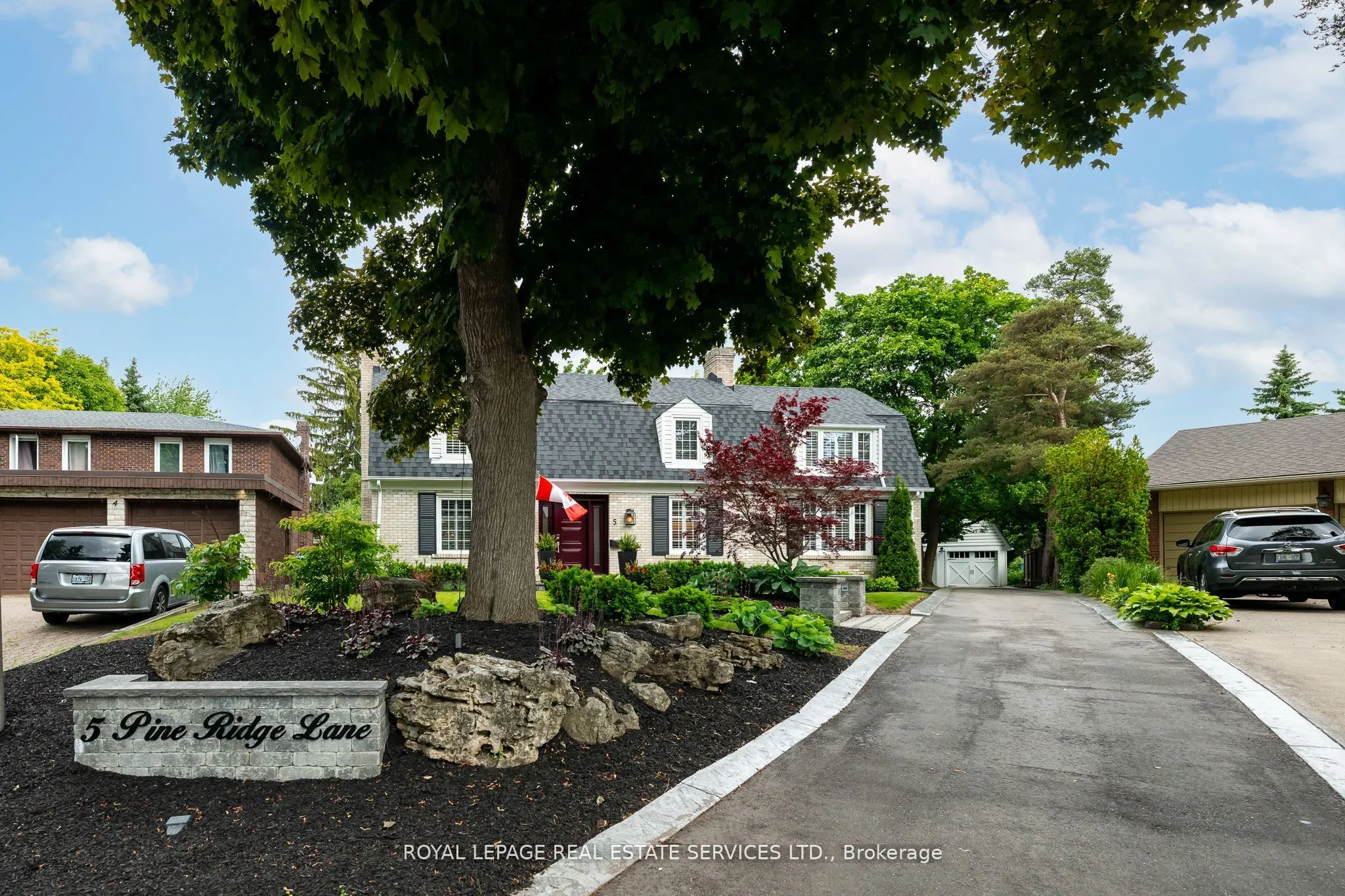 5 Pine Ridge Lane