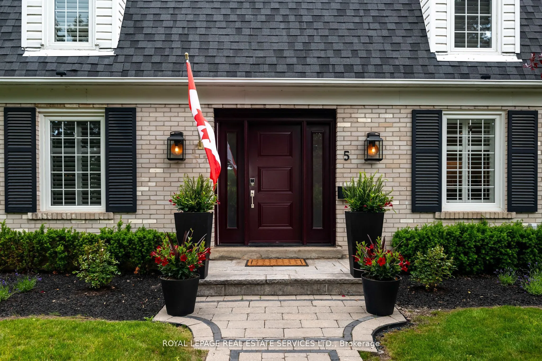 5 Pine Ridge Lane