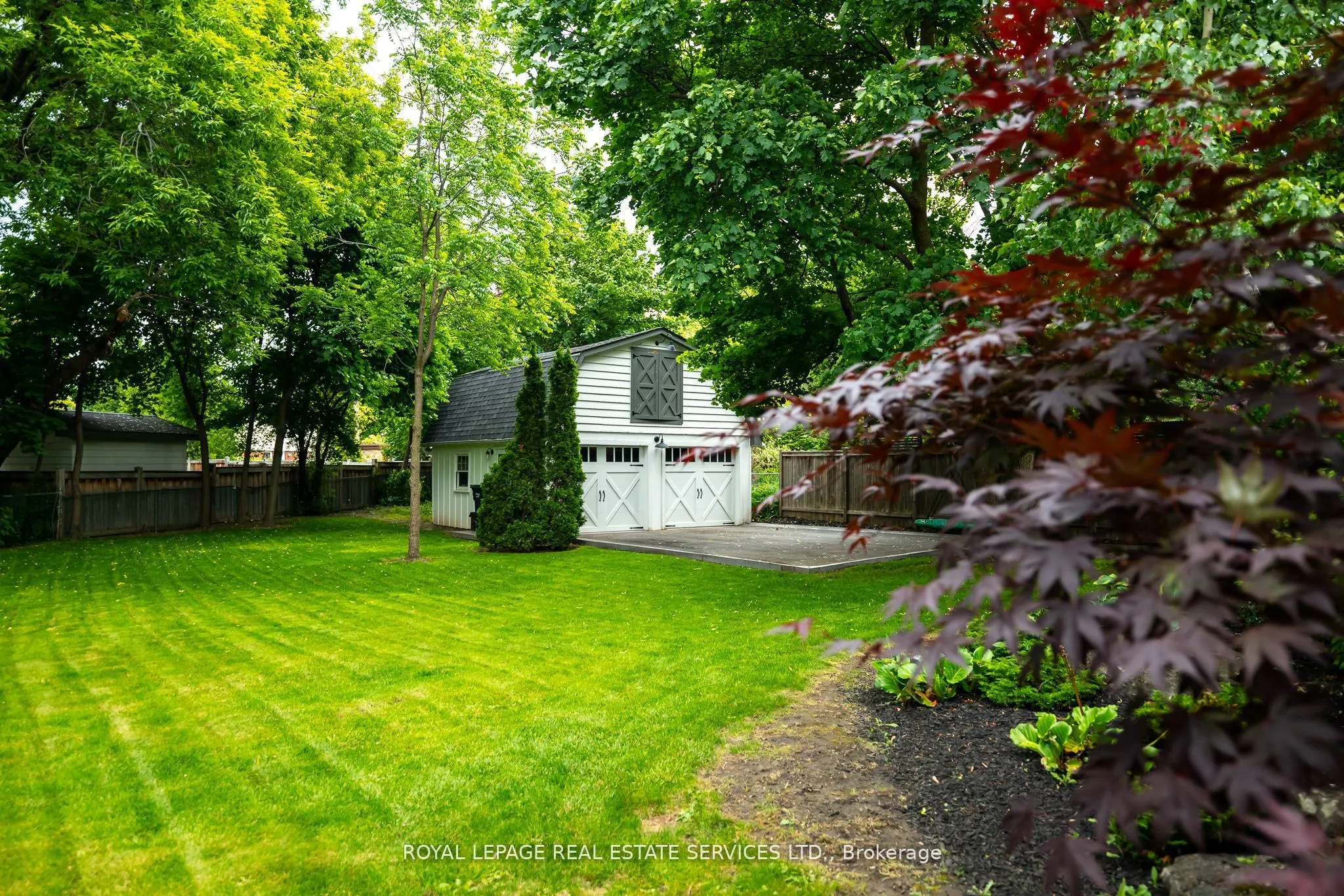 5 Pine Ridge Lane