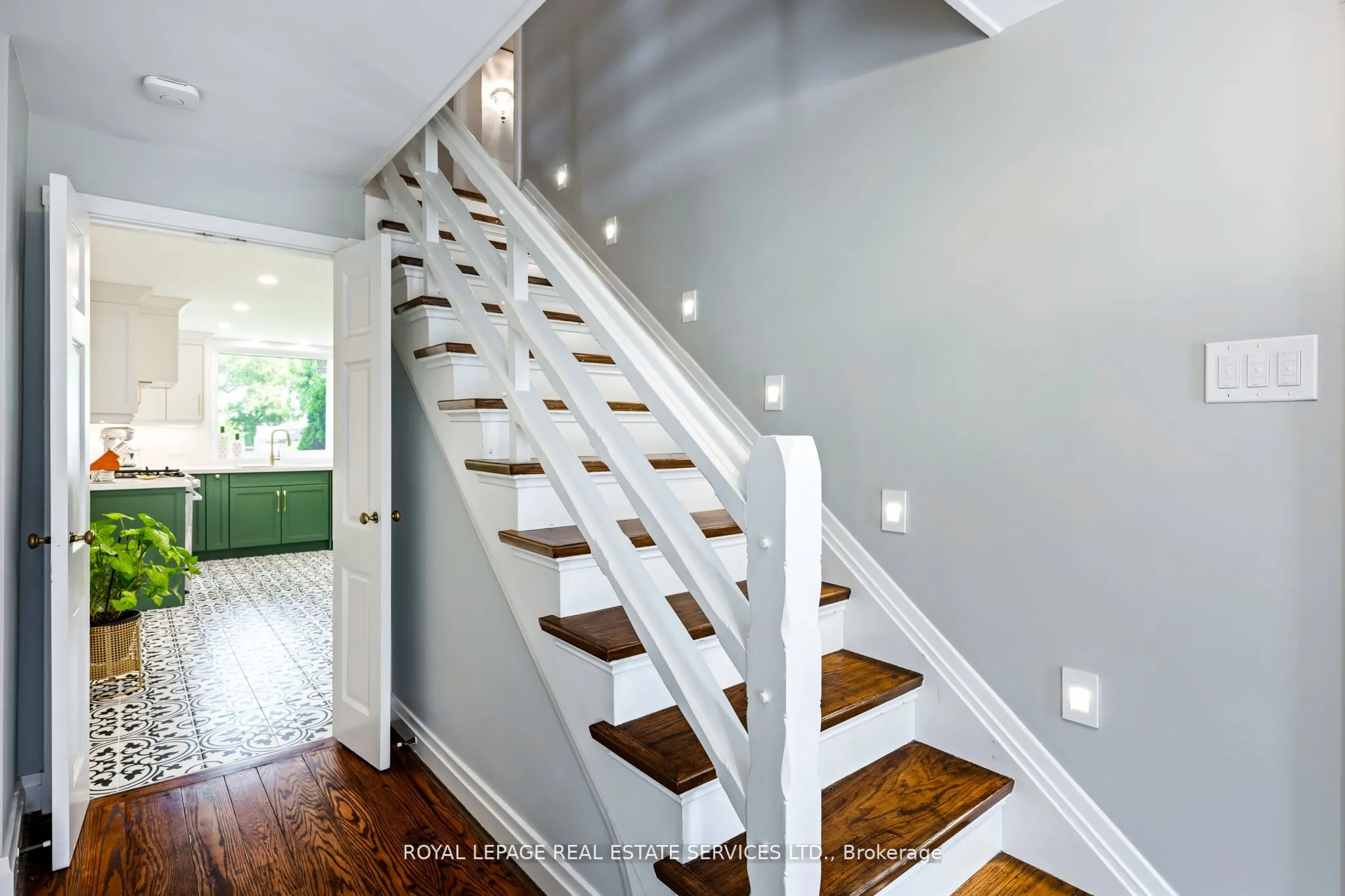 5 Pine Ridge Lane