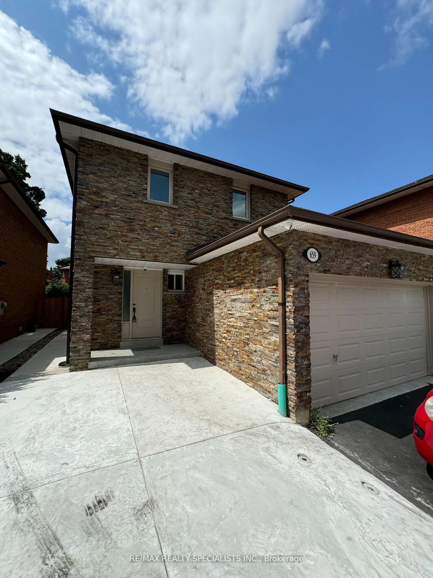 659 Roselaire Trail, #Unit #1
