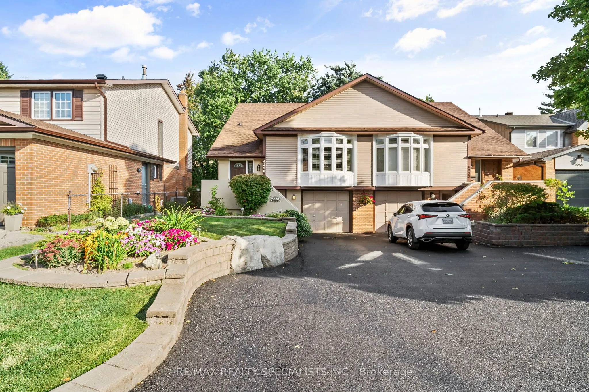 4250 Jefton Crescent