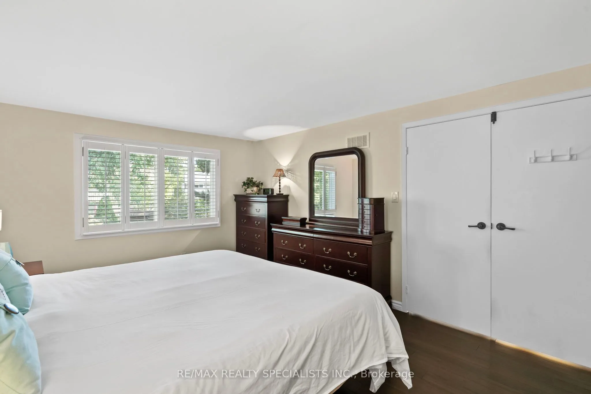 4250 Jefton Crescent