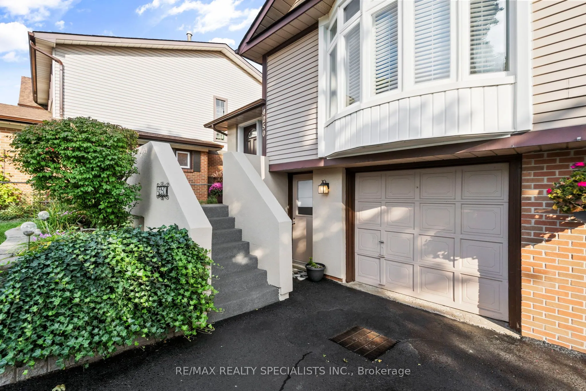 4250 Jefton Crescent
