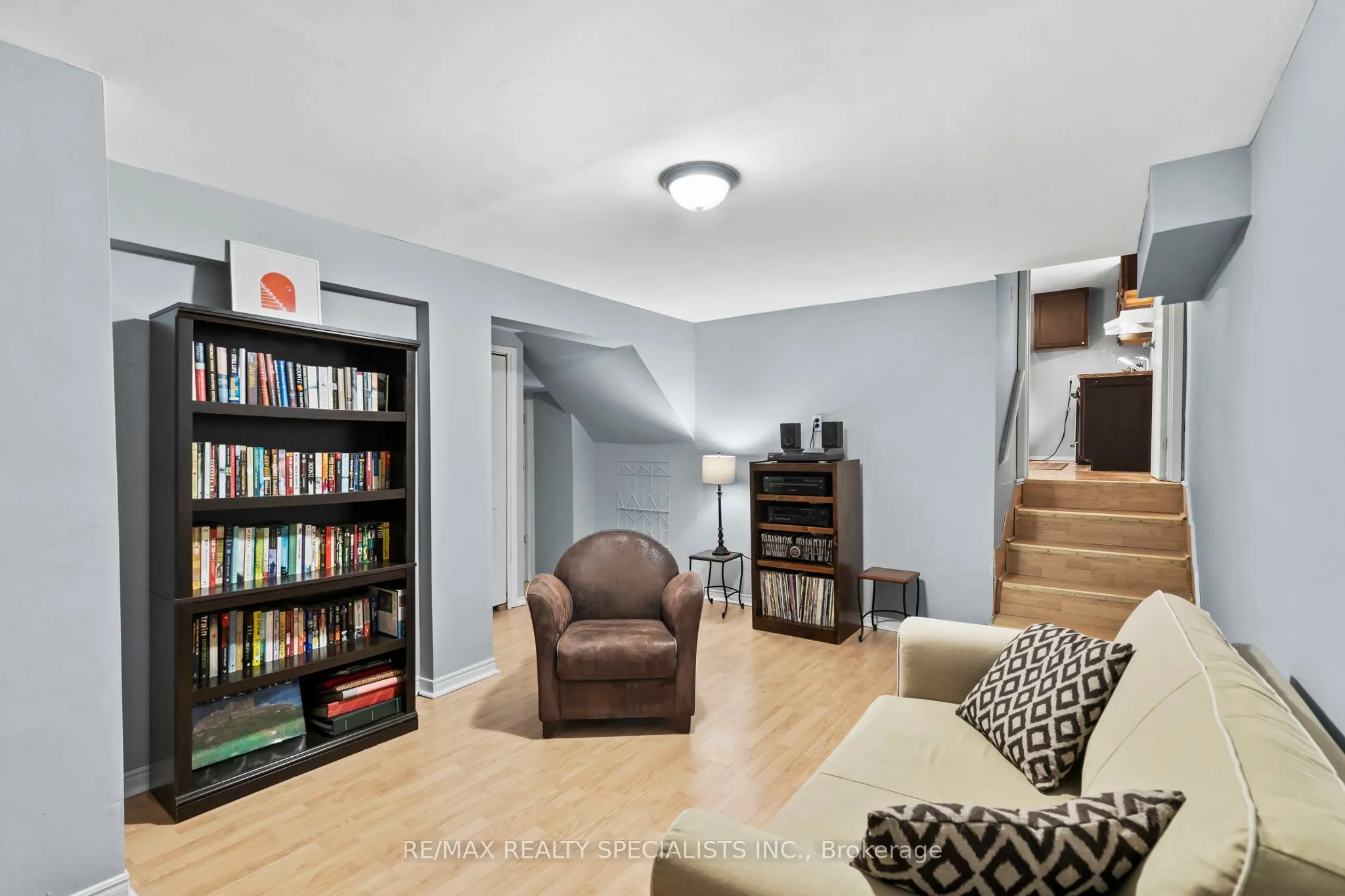 4250 Jefton Crescent