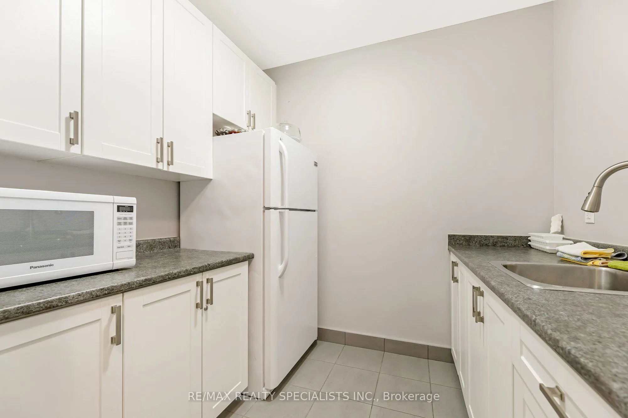 33 Whitmer Street, #609
