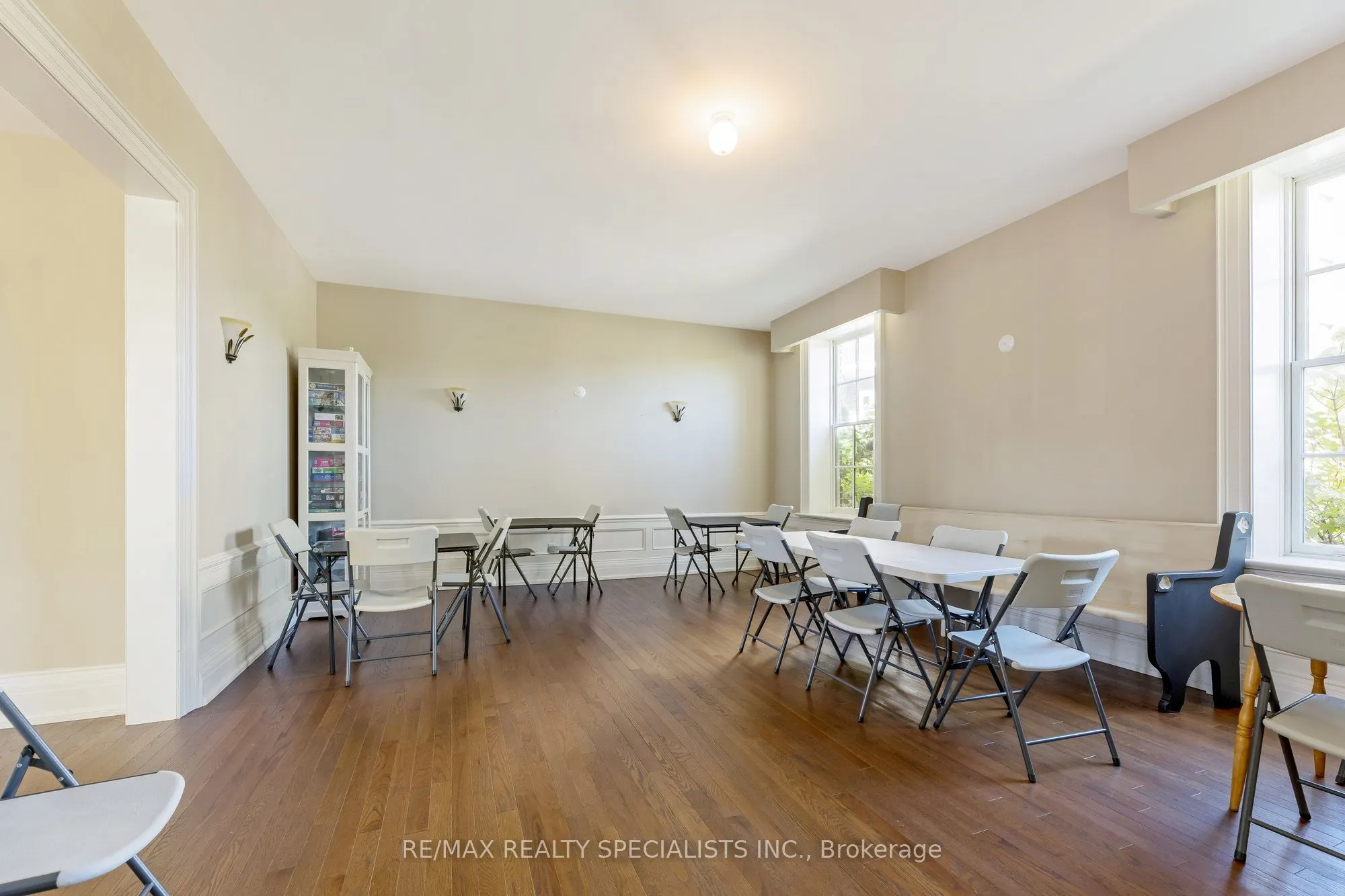 33 Whitmer Street, #609