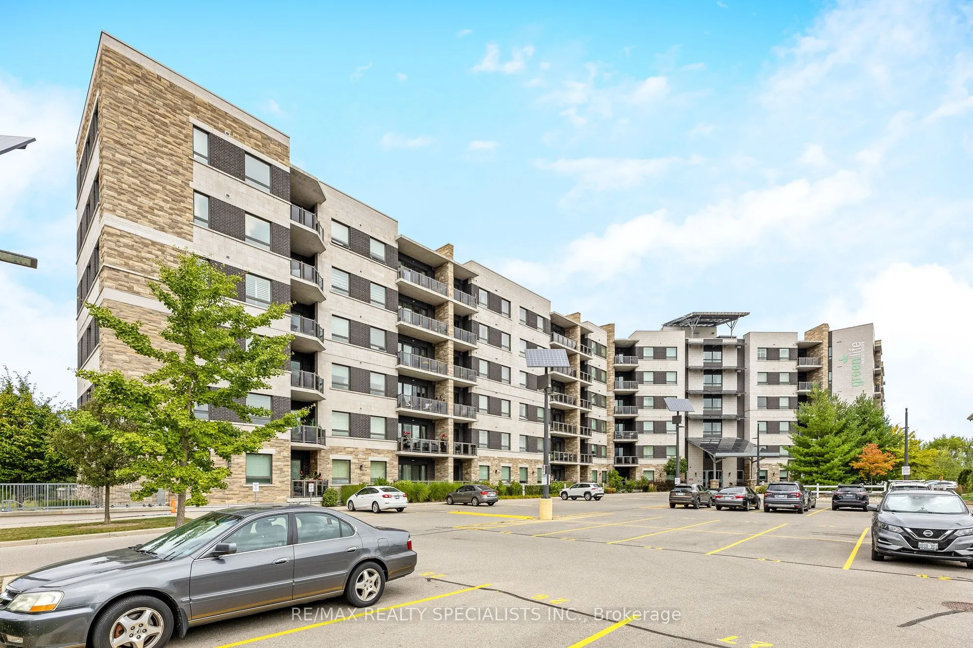 33 Whitmer Street, #609
