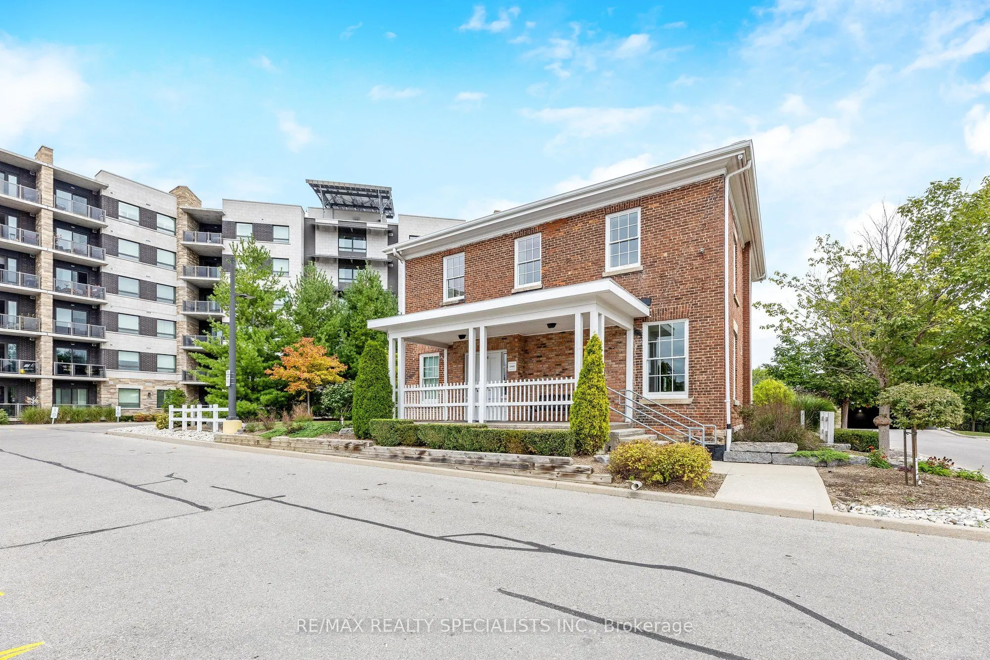 33 Whitmer Street, #609