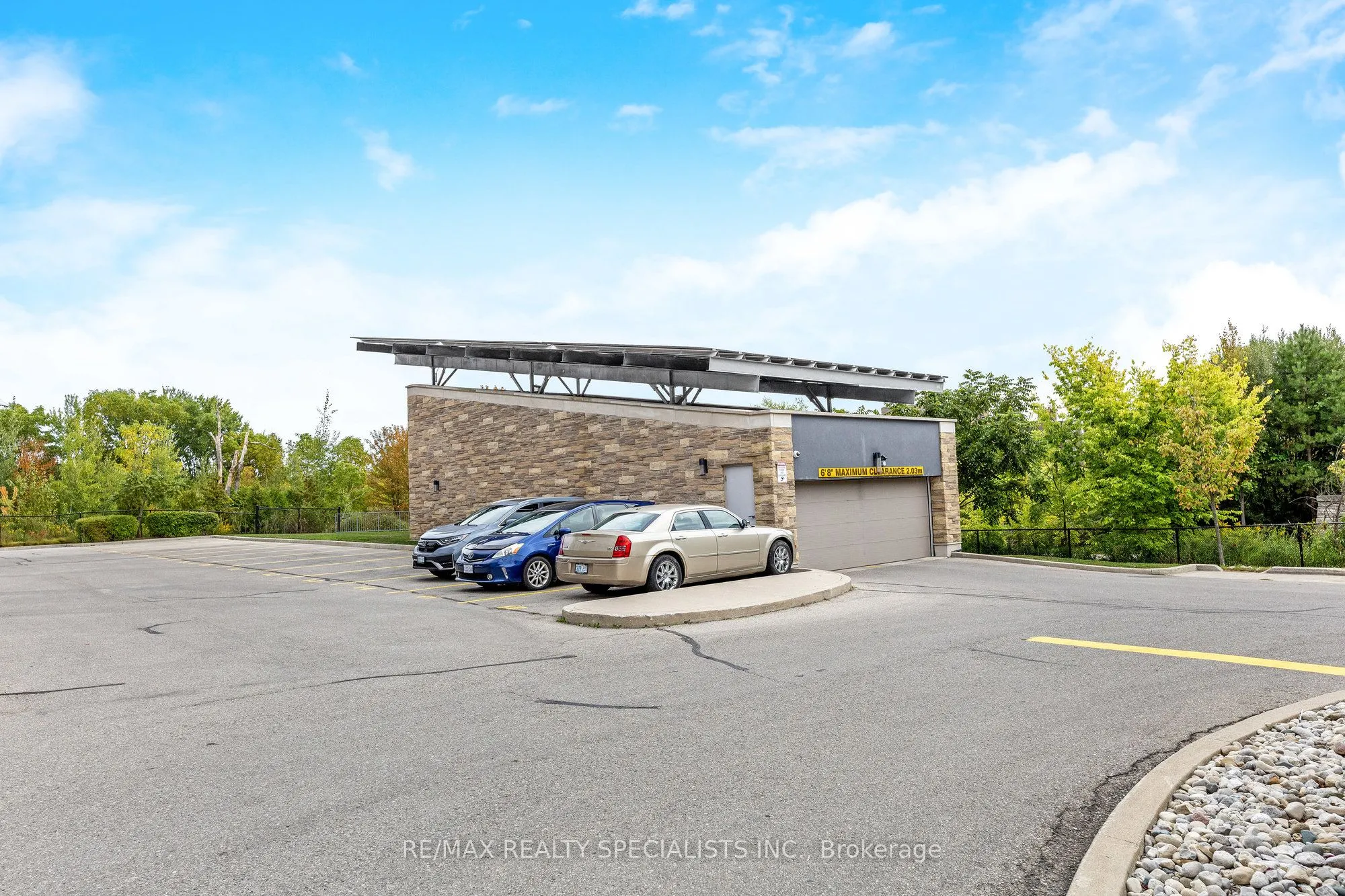 33 Whitmer Street, #609