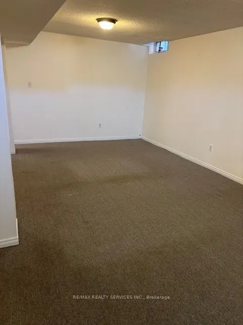 8 Evalene Court