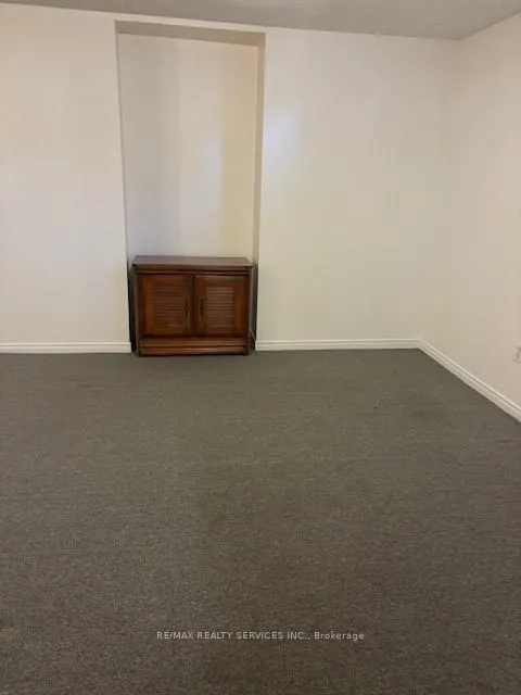 8 Evalene Court