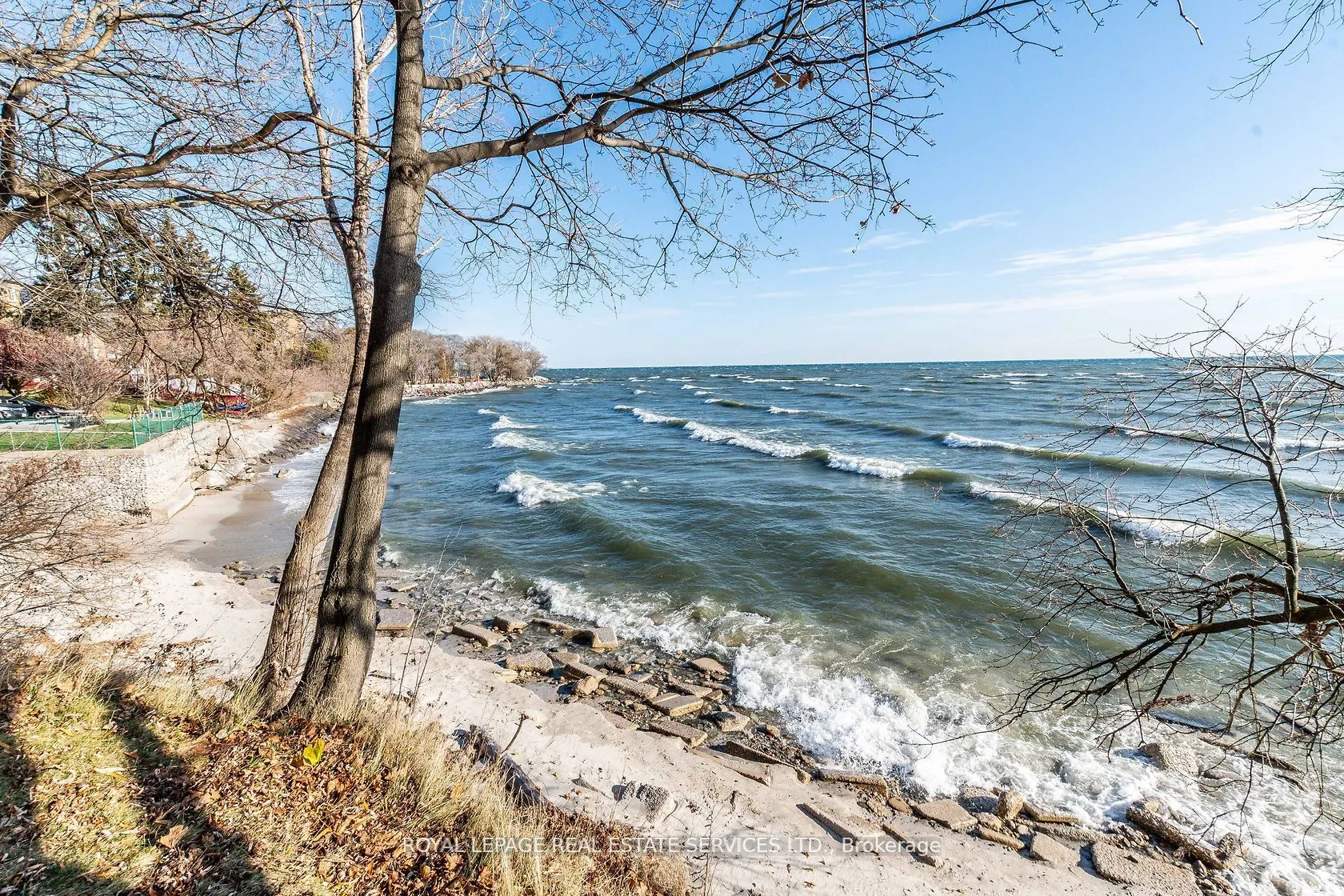 2707 Lake Shore Boulevard W