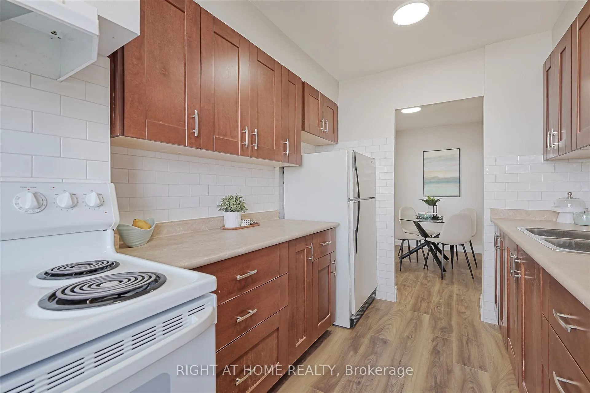 235 Grandravine Drive, #812
