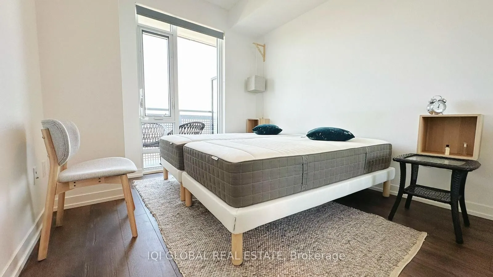 2520 Eglinton Avenue W, #1013