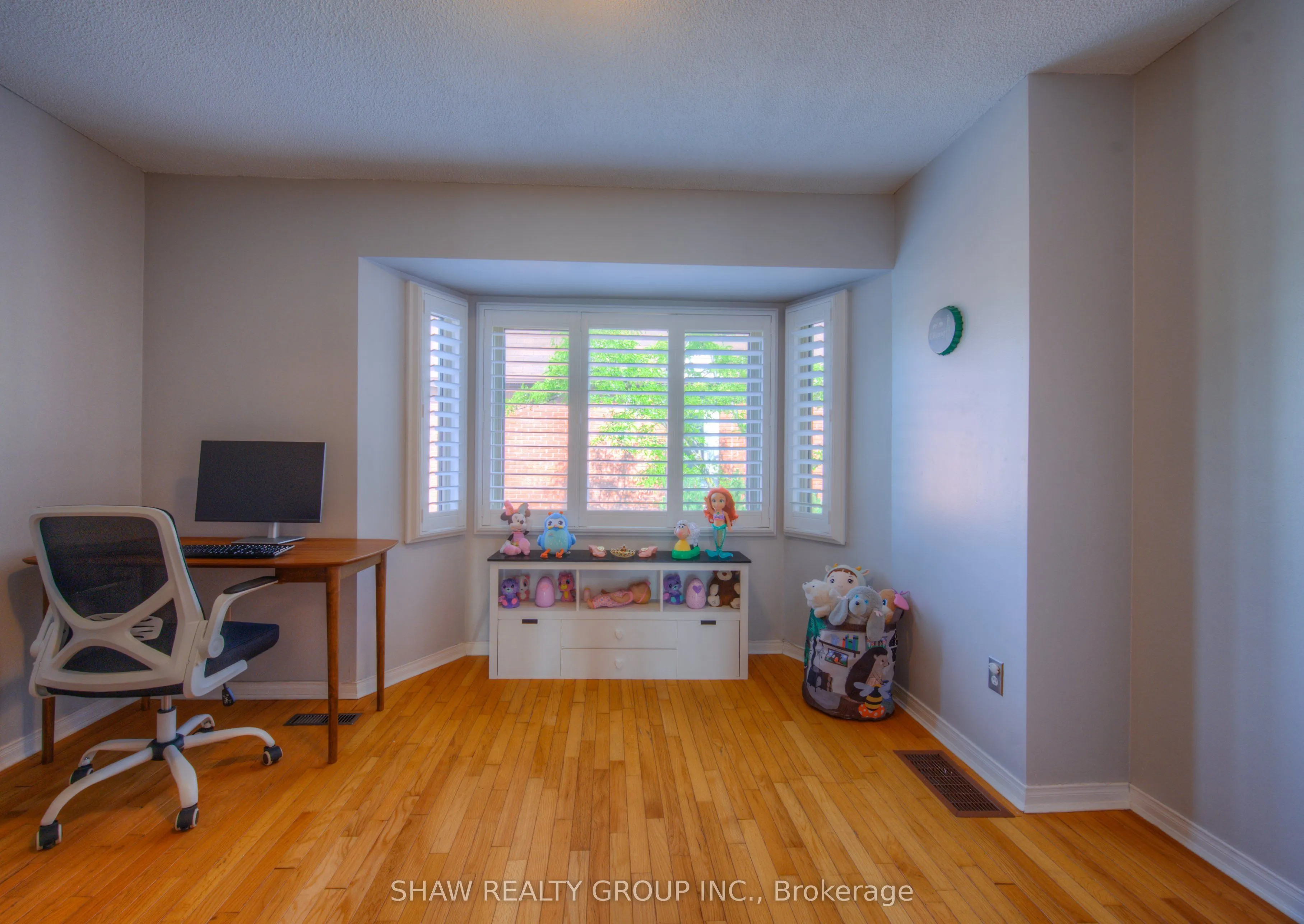895 Maple Avenue, #502