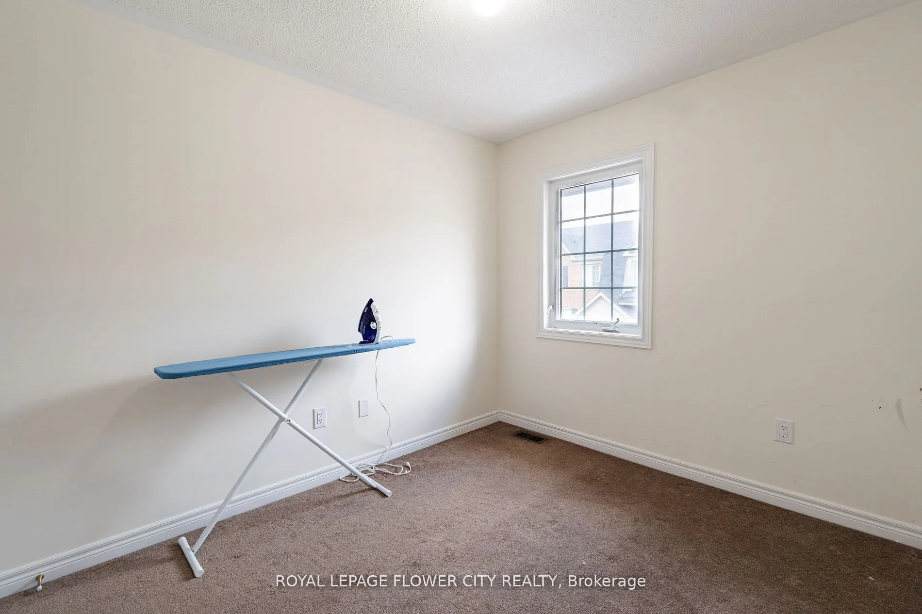 15 Sea Drifter Crescent