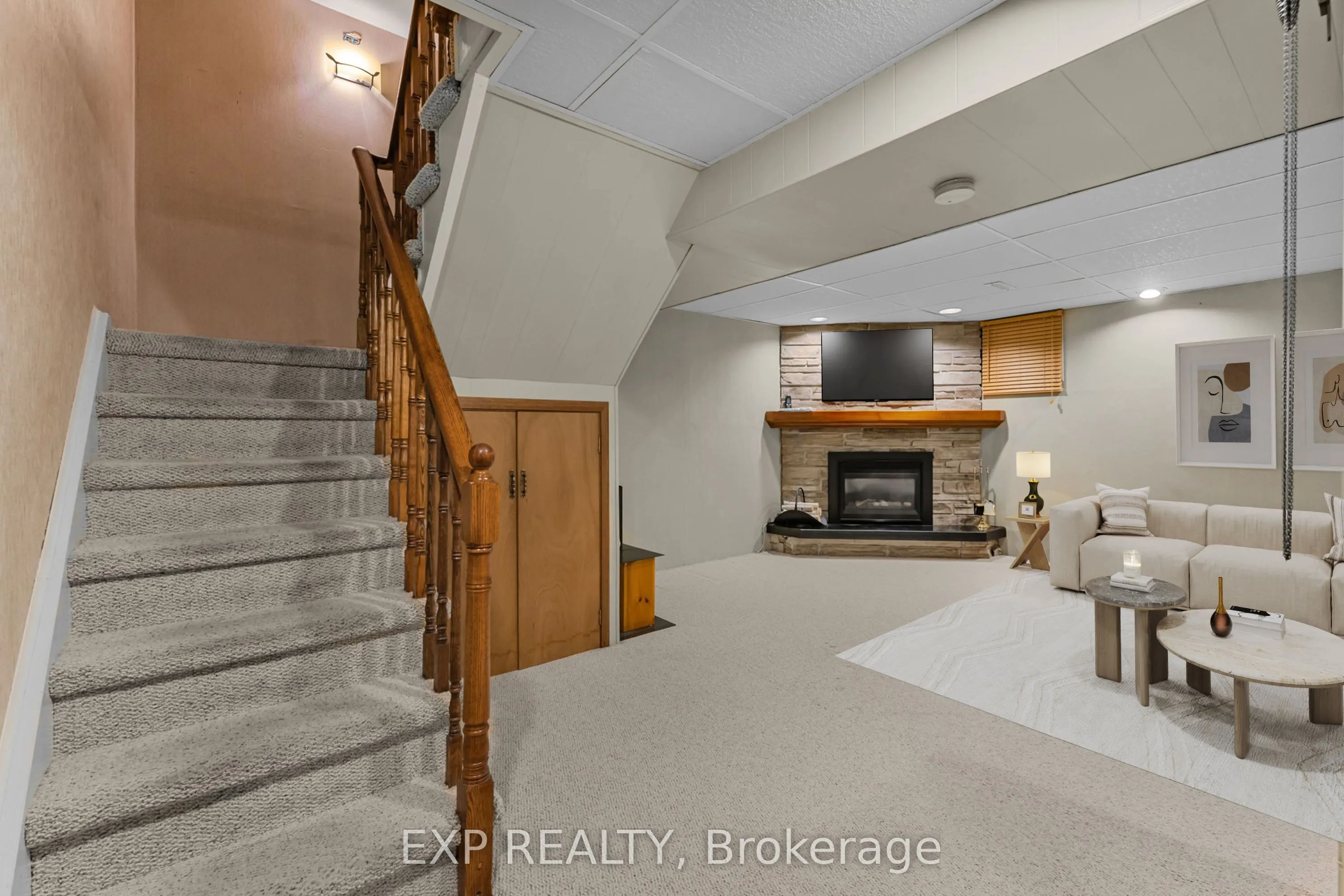 2930 Oslo Crescent