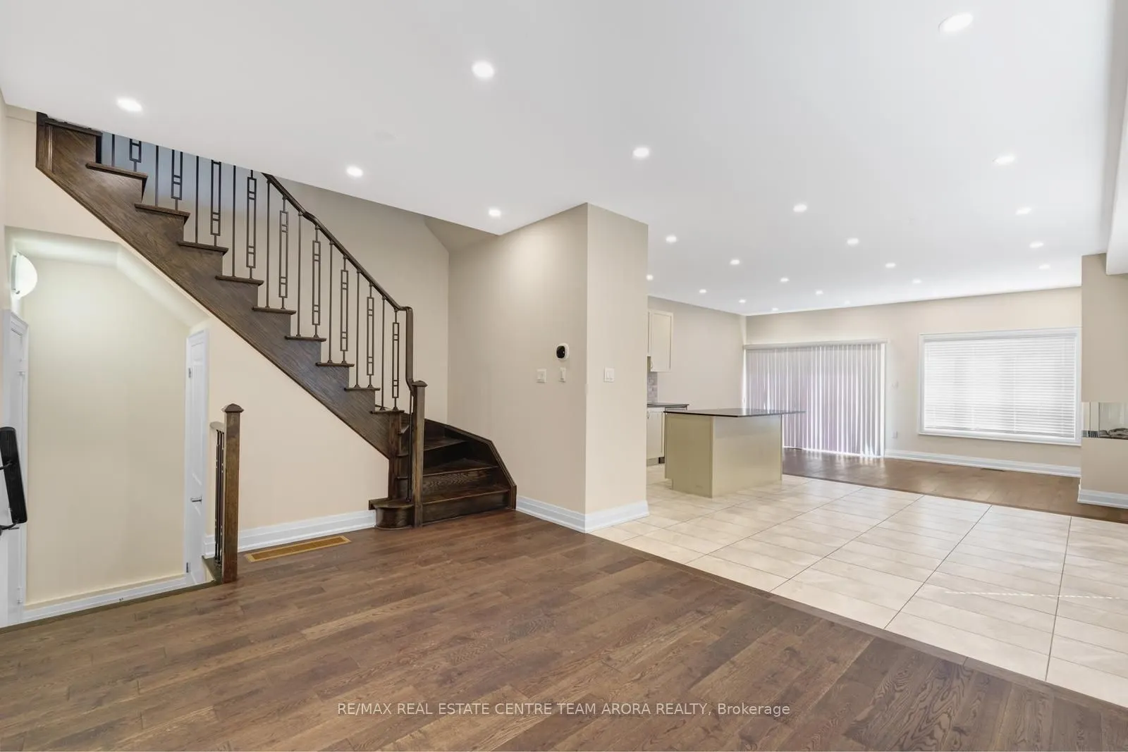 44 Lollard Way
