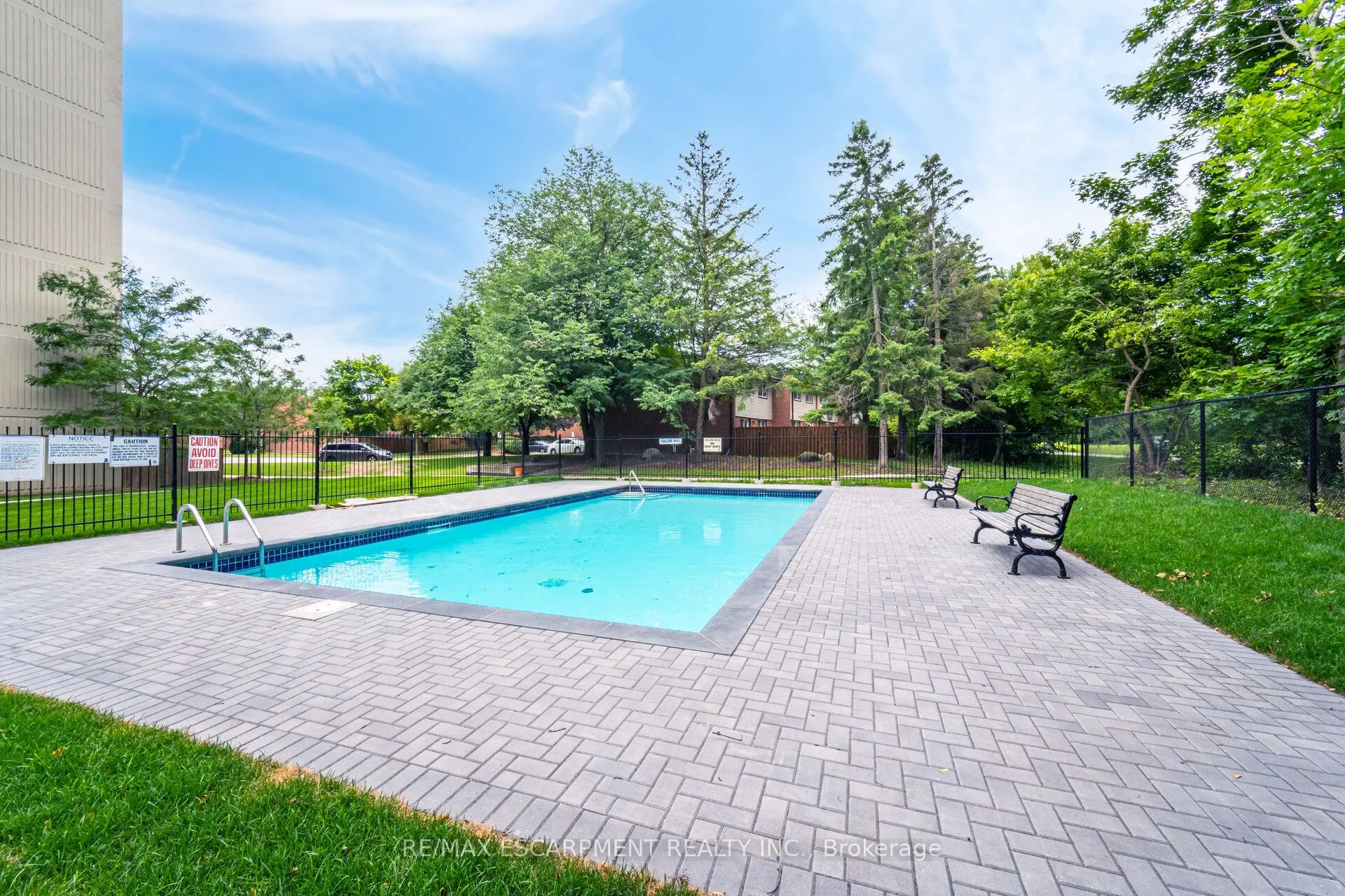 2301 Derry Road W, #707