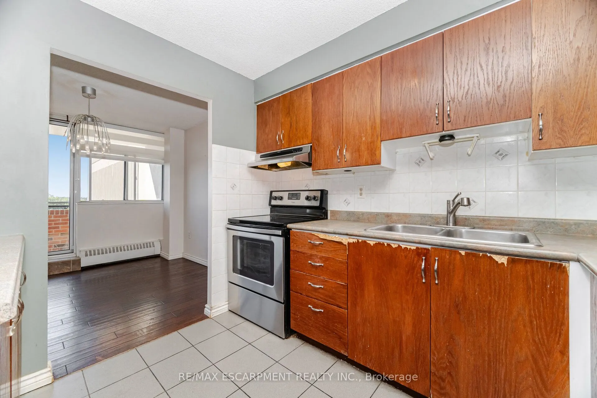 2301 Derry Road W, #707