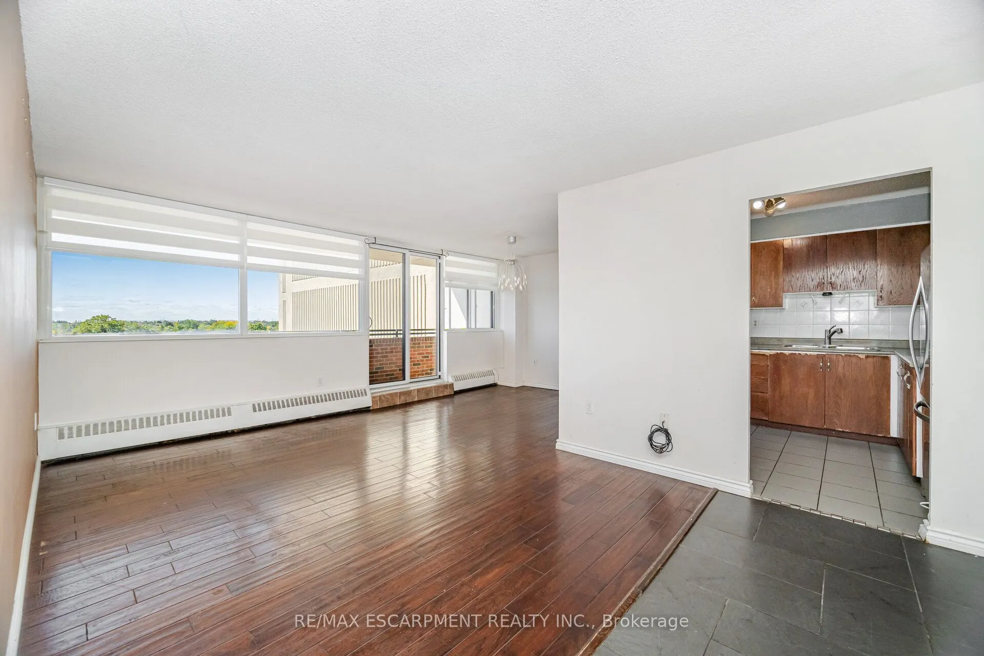 2301 Derry Road W, #707