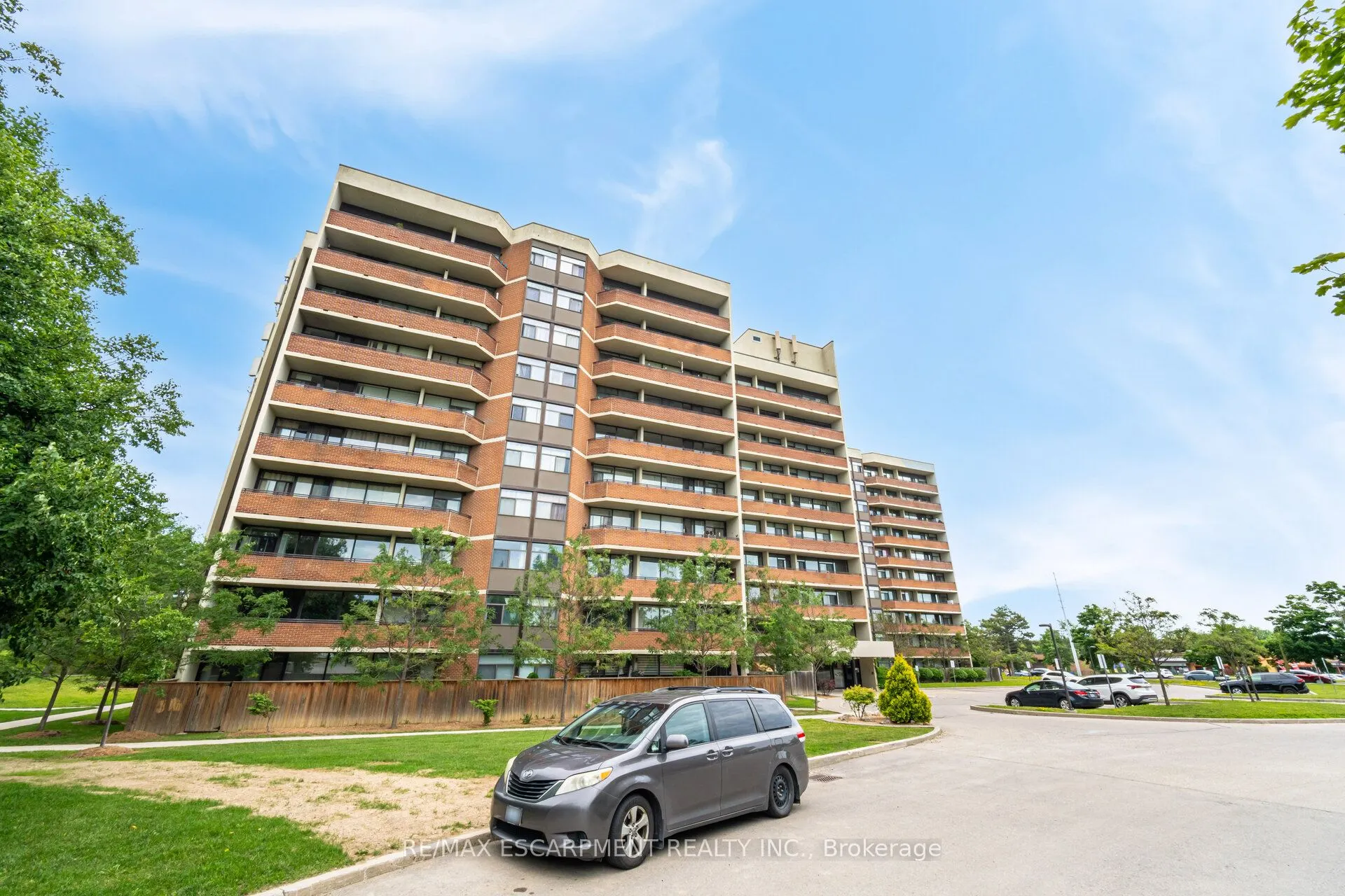 2301 Derry Road W, #707