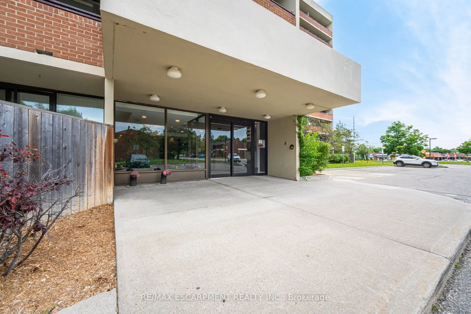 2301 Derry Road W, #707