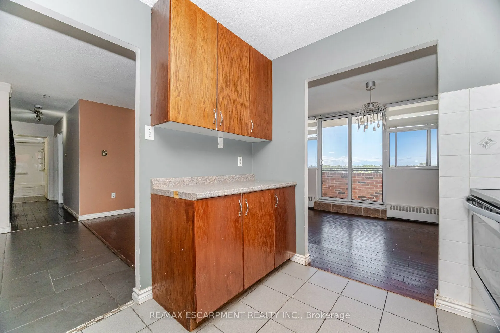 2301 Derry Road W, #707
