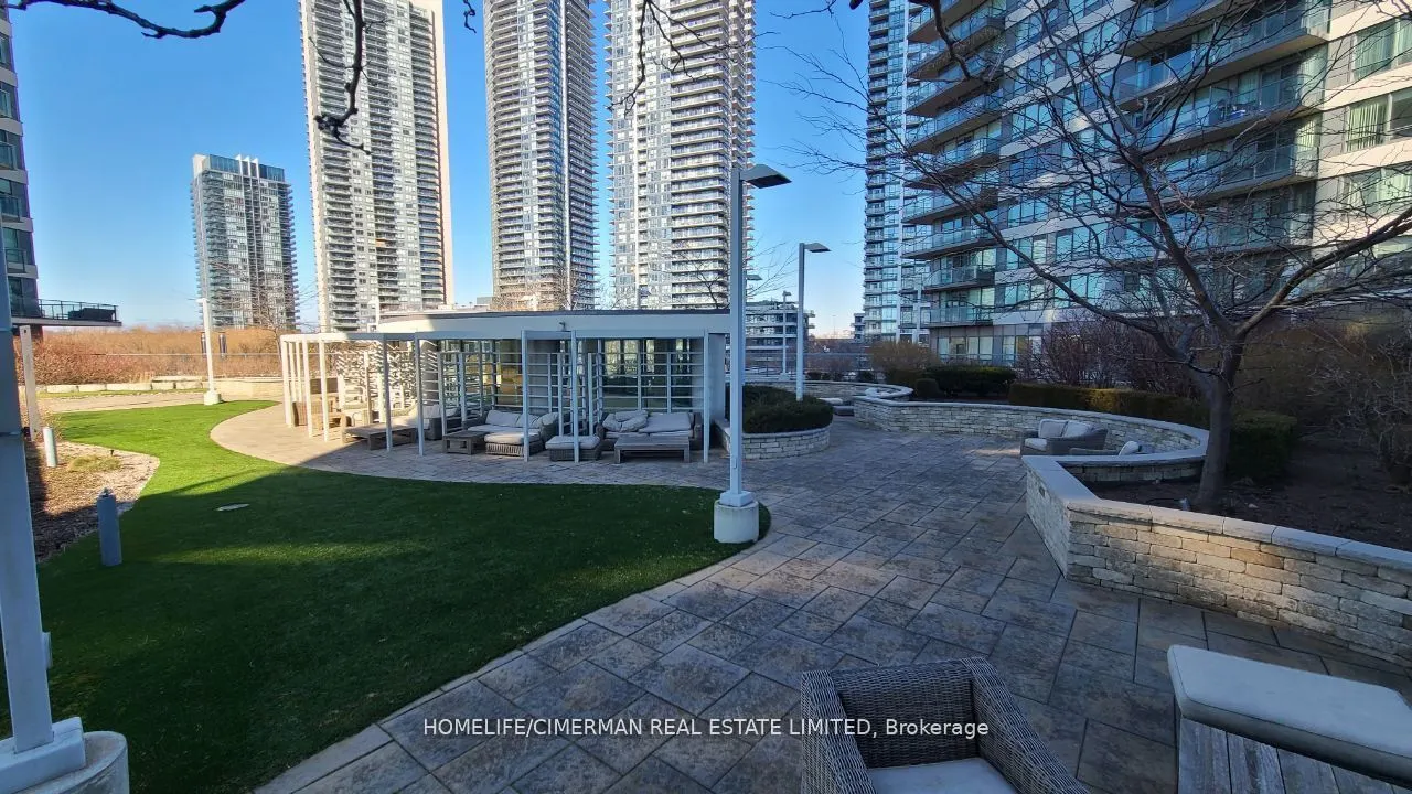 15 Legion Road, #2208