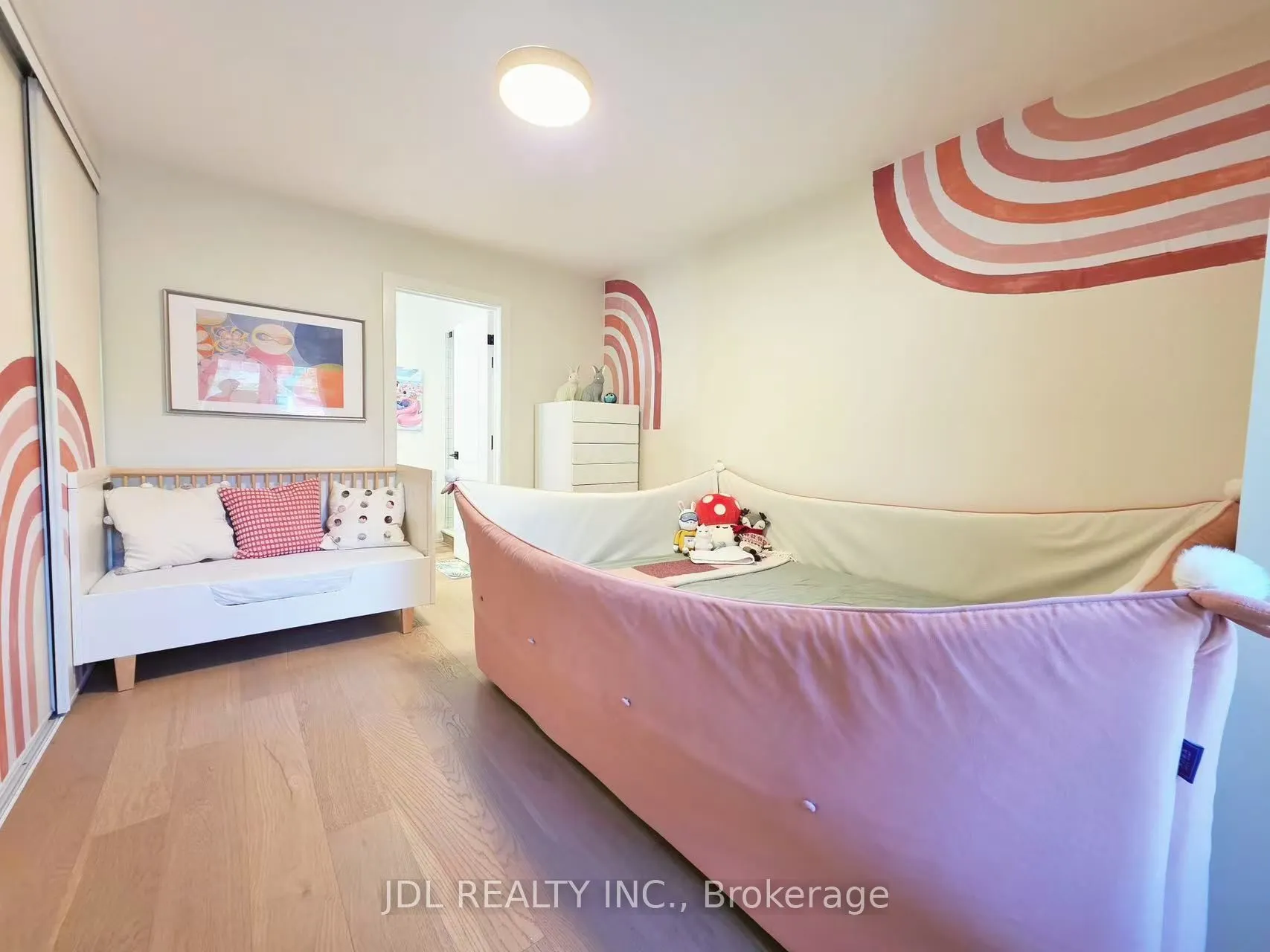 1084 Queen Street W, #14B