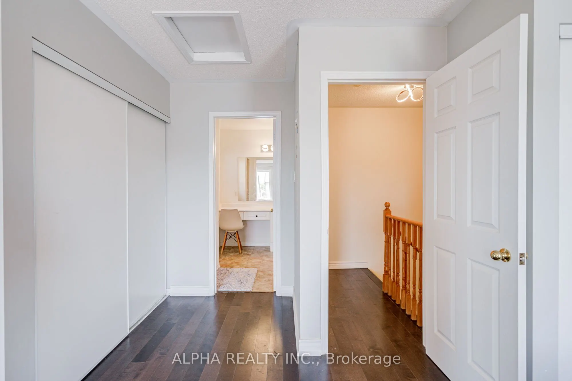 102 Roxton Road