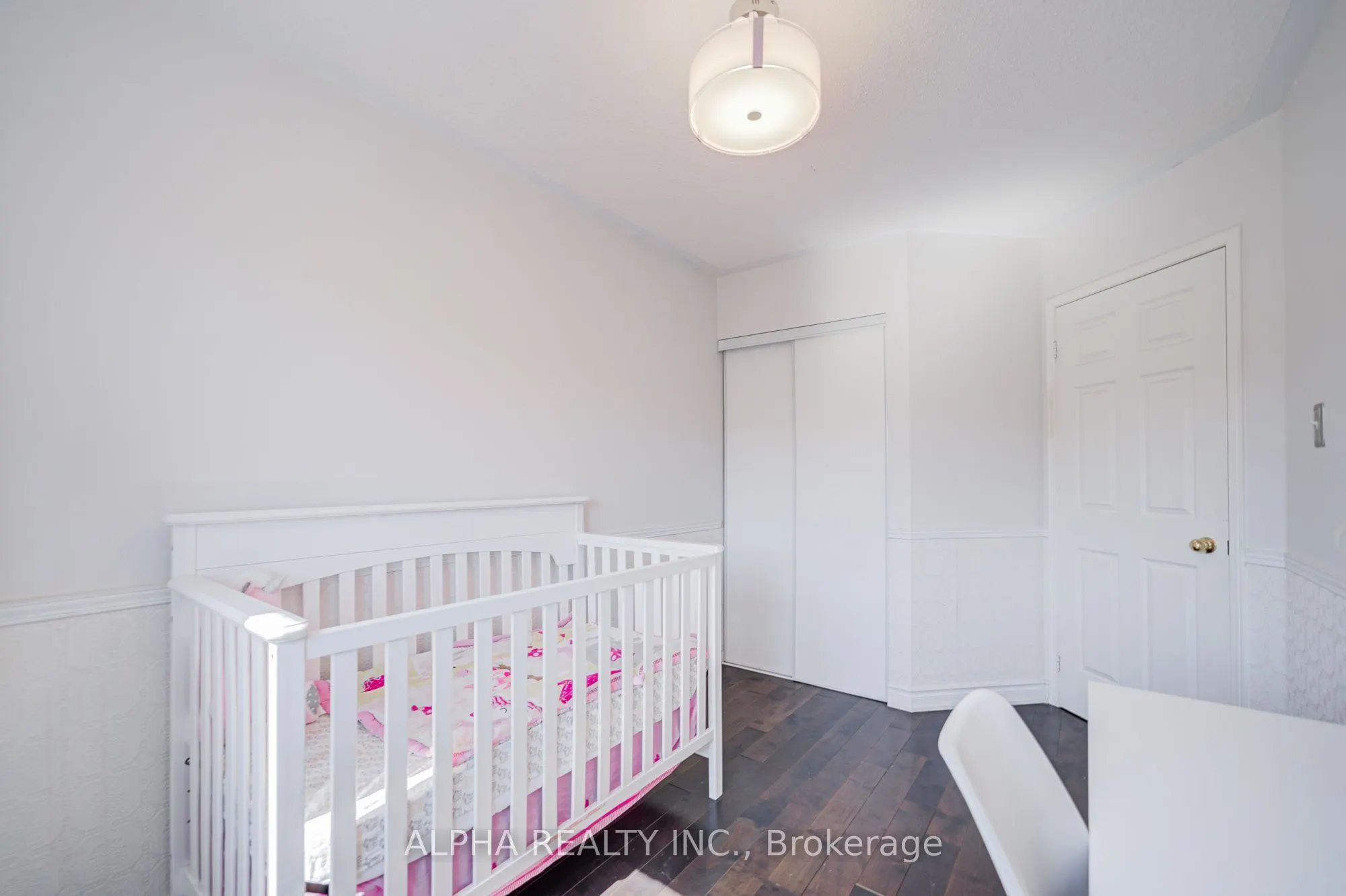 102 Roxton Road