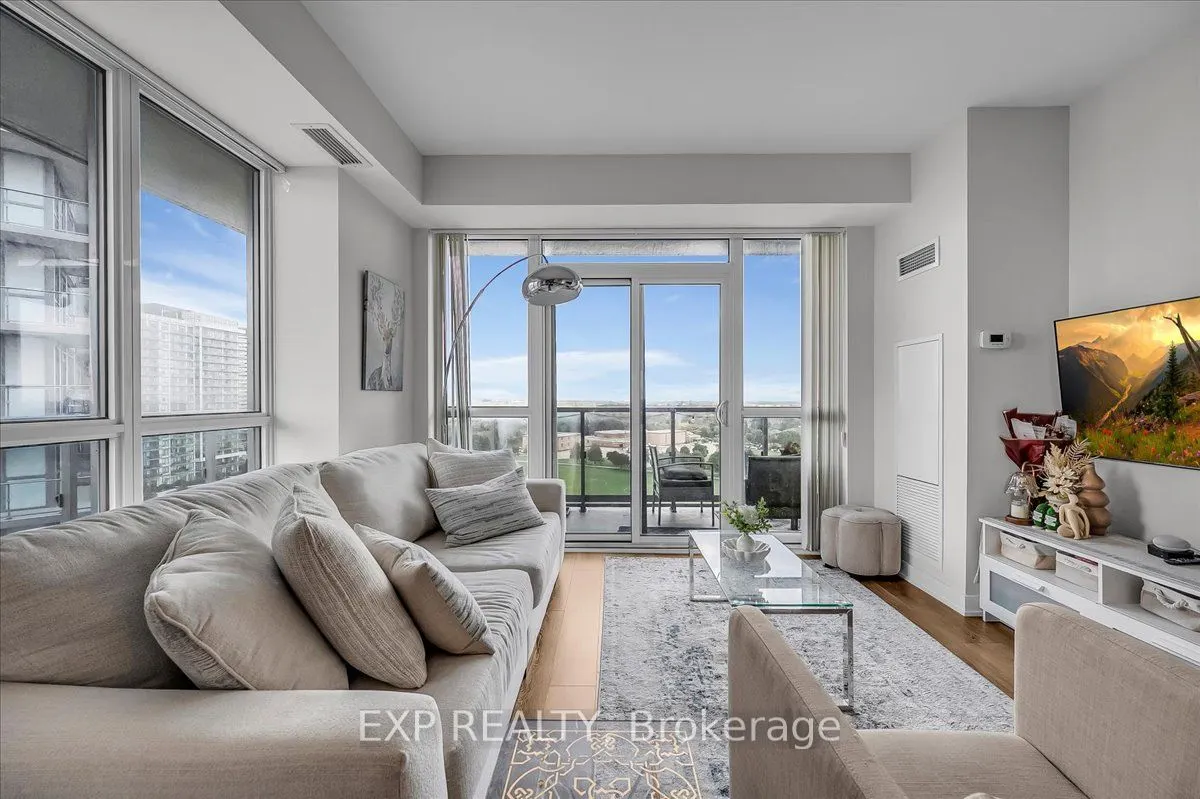 4633 Glen Erin Drive, #1104