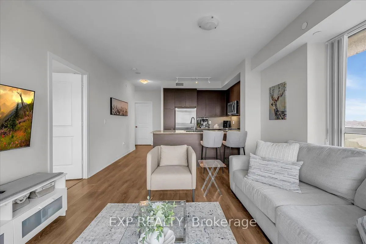 4633 Glen Erin Drive, #1104