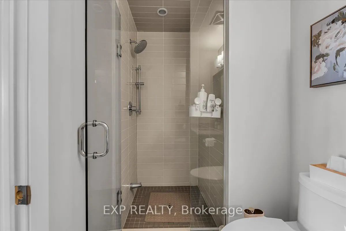4633 Glen Erin Drive, #1104